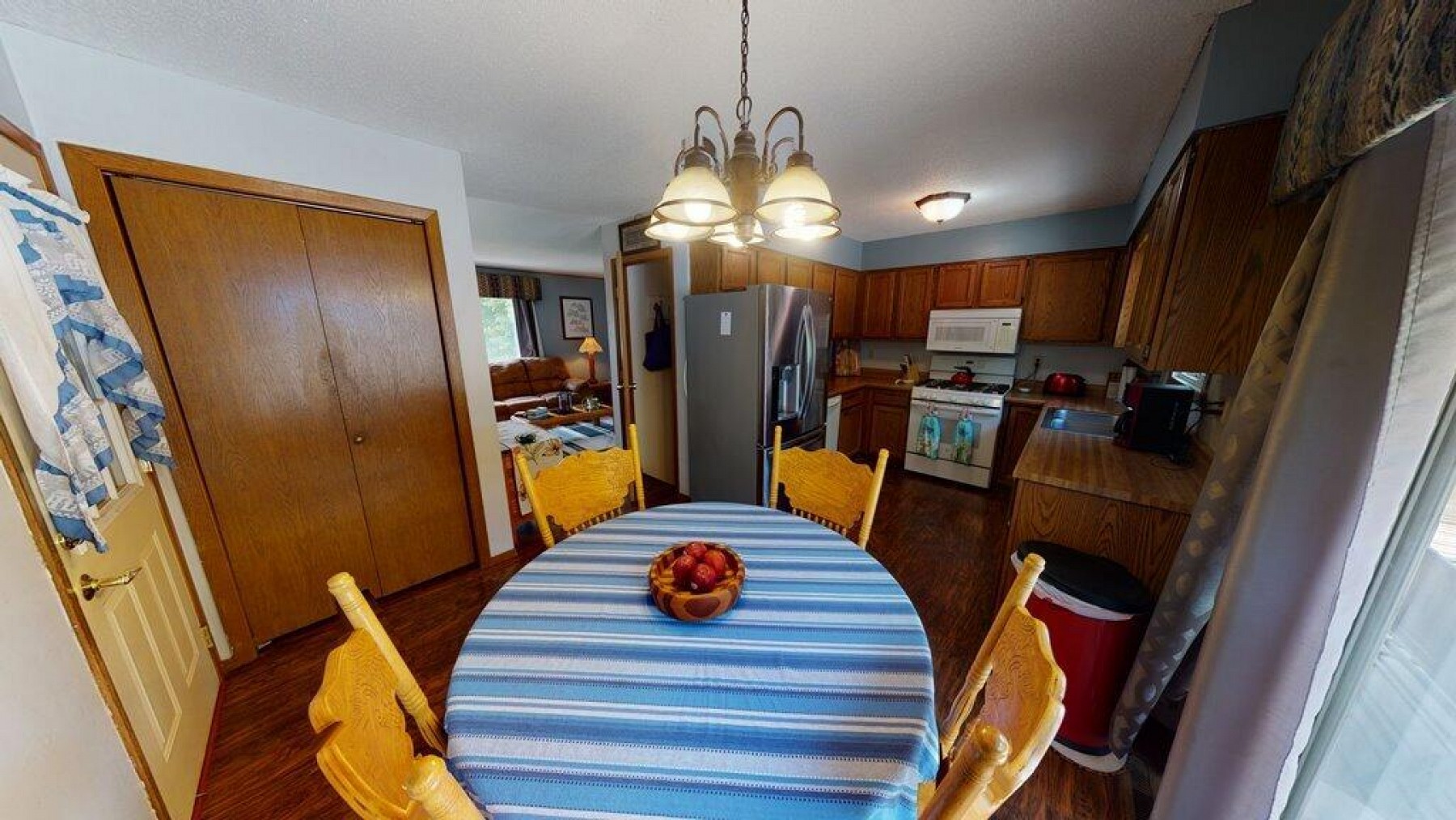 211 Lovejoy Lane, Aurora, SD 57002