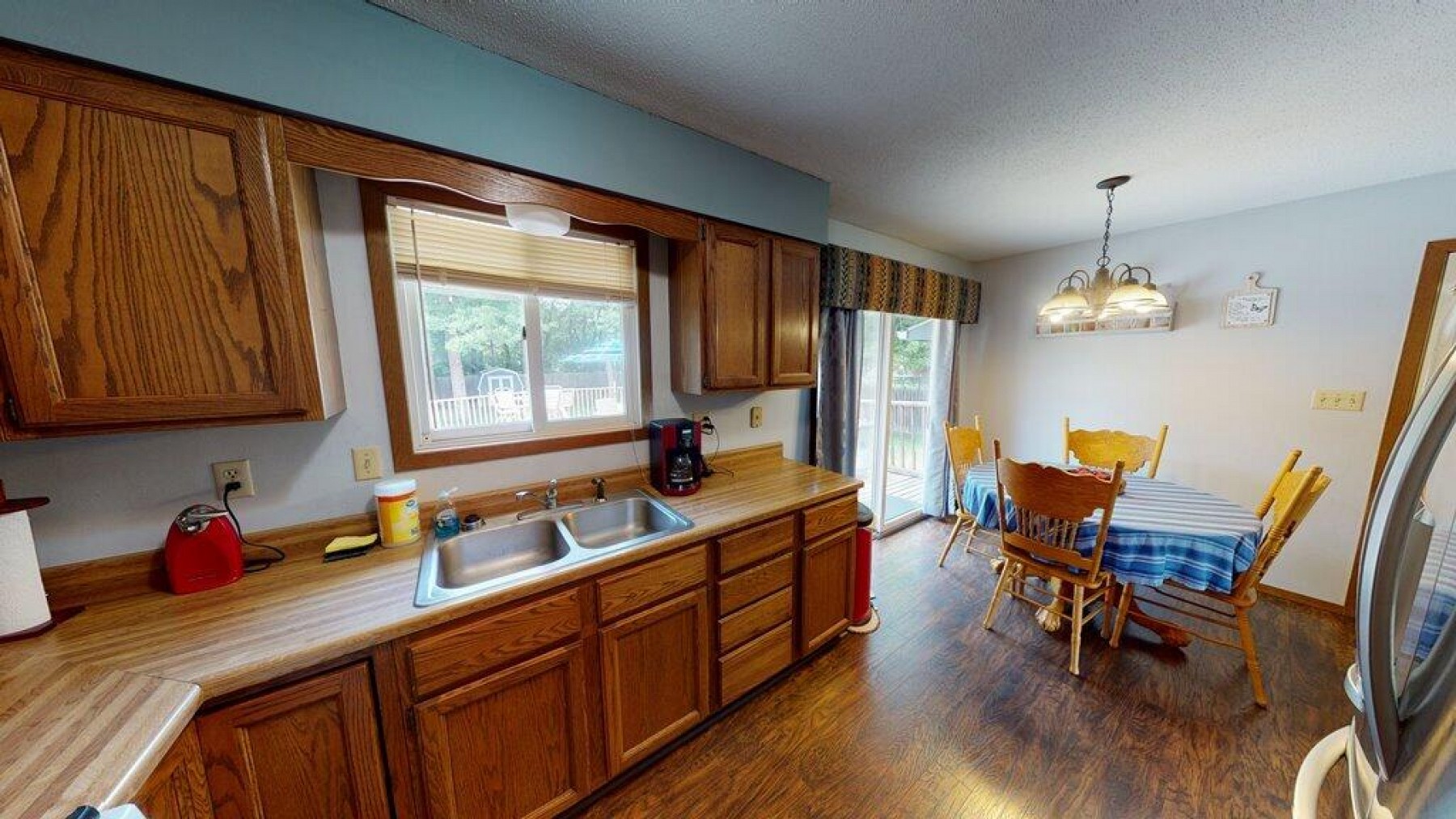 211 Lovejoy Lane, Aurora, SD 57002