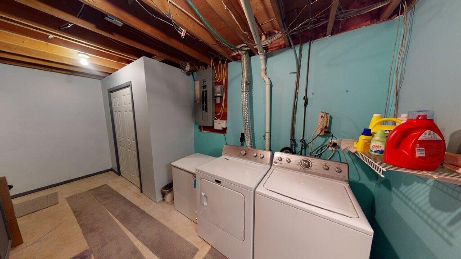 211 Lovejoy Lane, Aurora, SD 57002