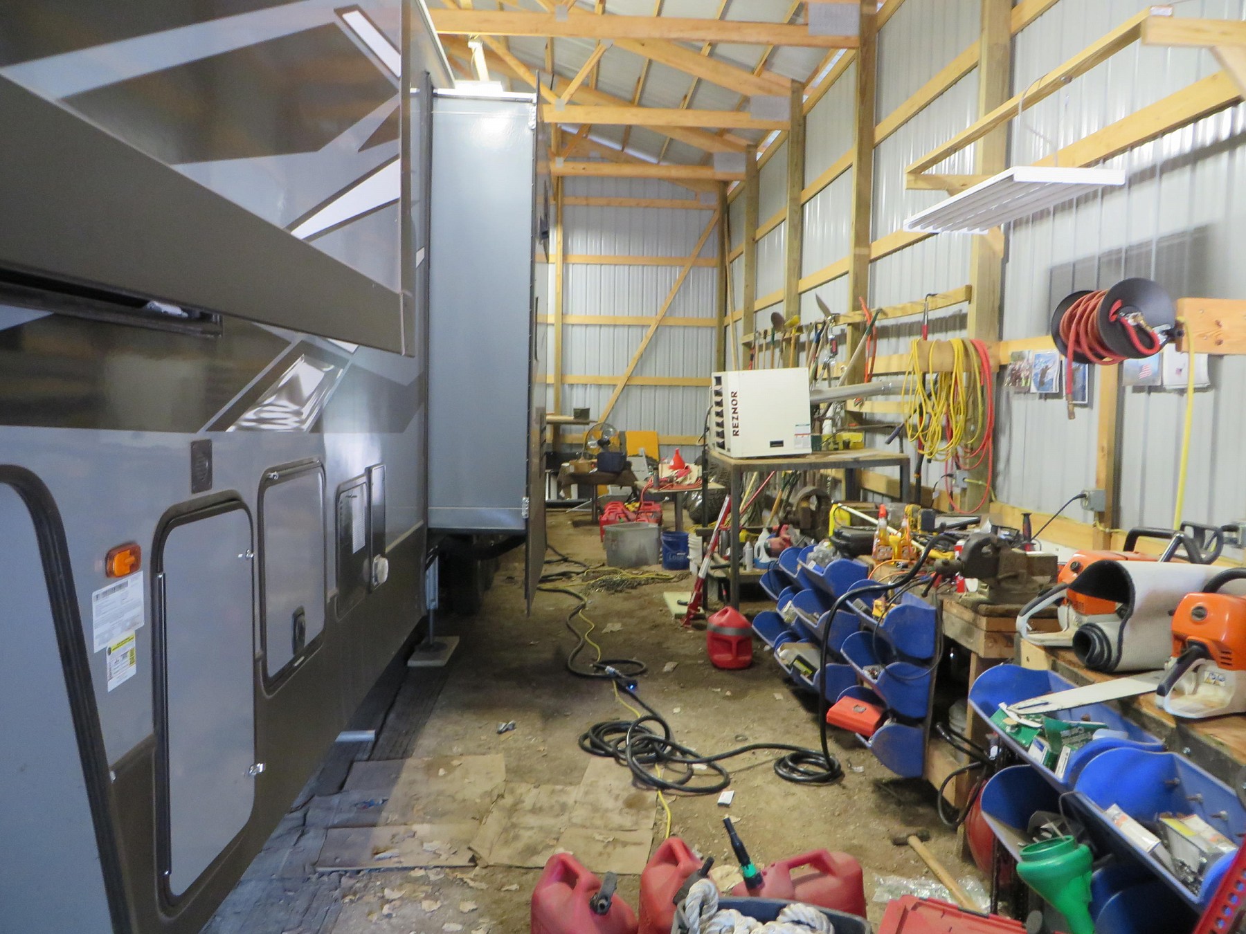 308 Epton Avenue, Oldham, SD 57051