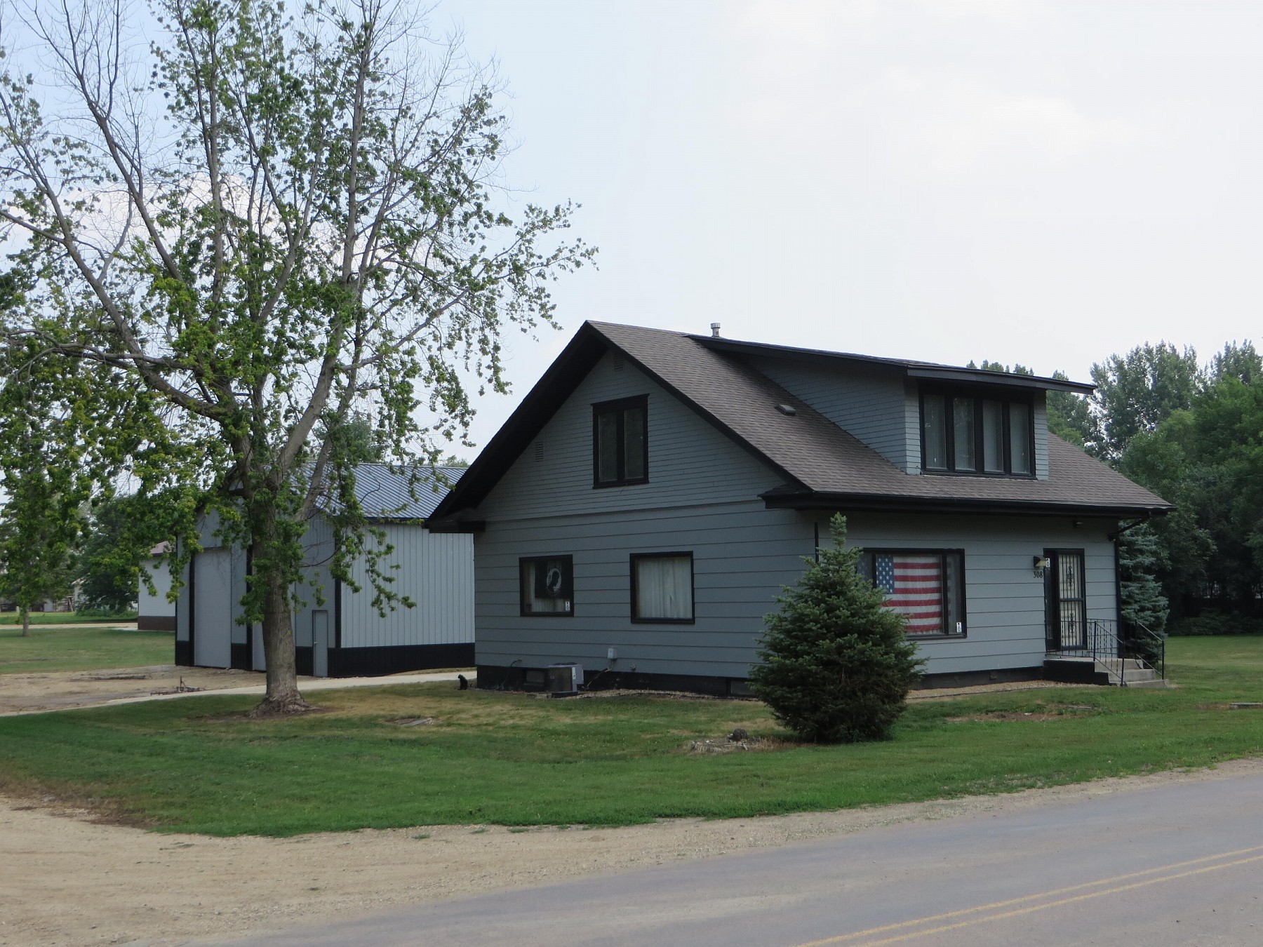 308 Epton Avenue, Oldham, SD 57051