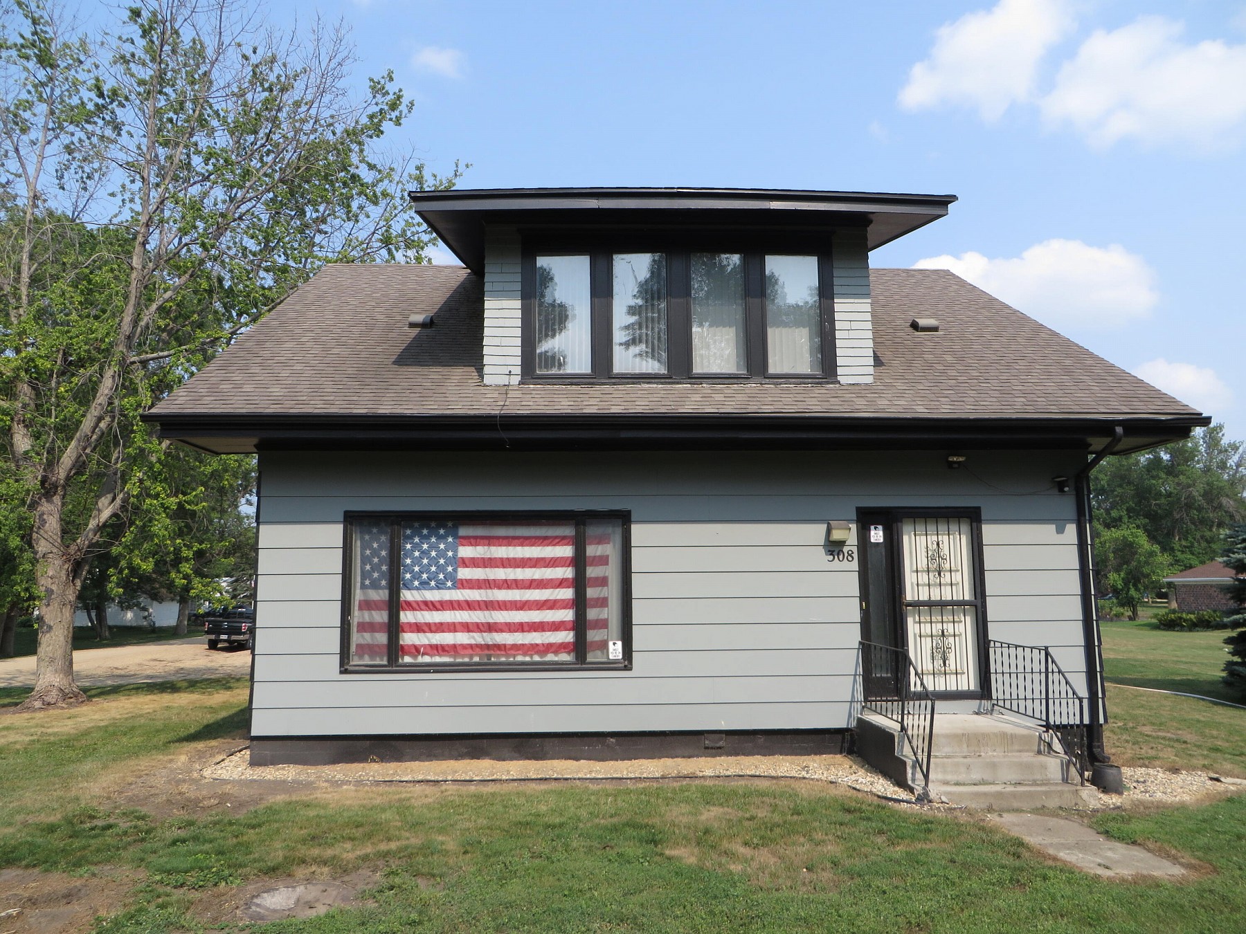 308 Epton Avenue, Oldham, SD 57051