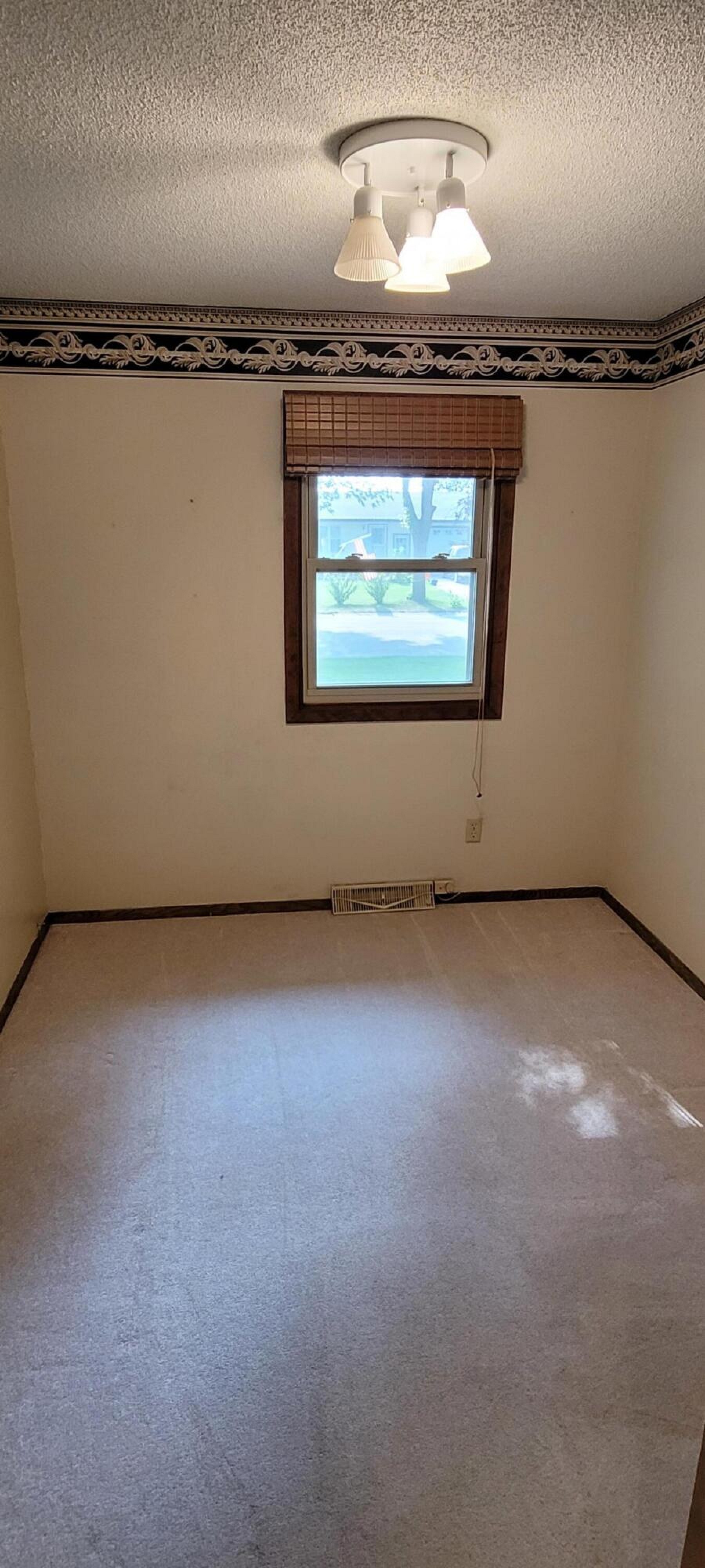 114 Lincoln Lane, Volga, SD 57071