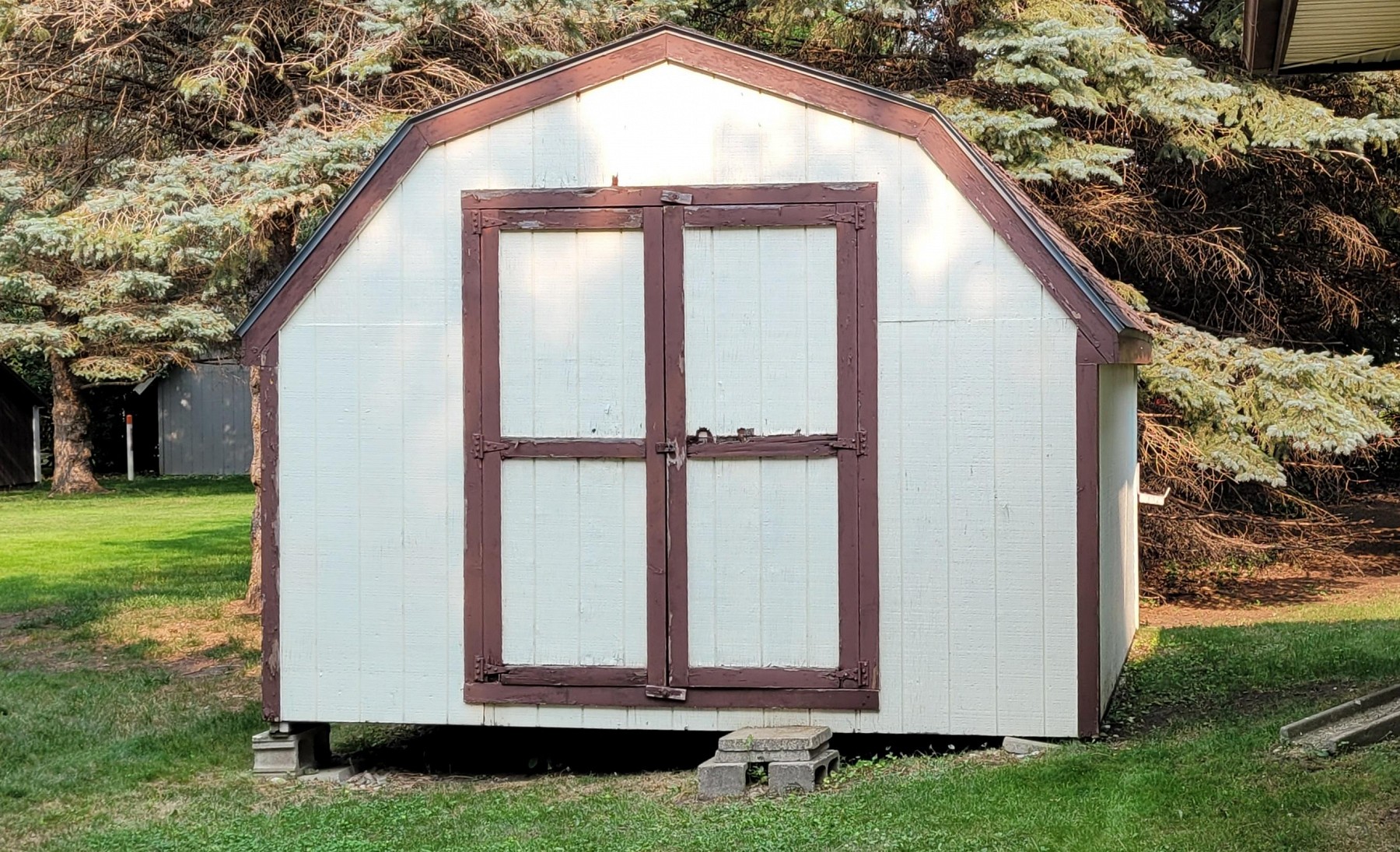 114 Lincoln Lane, Volga, SD 57071