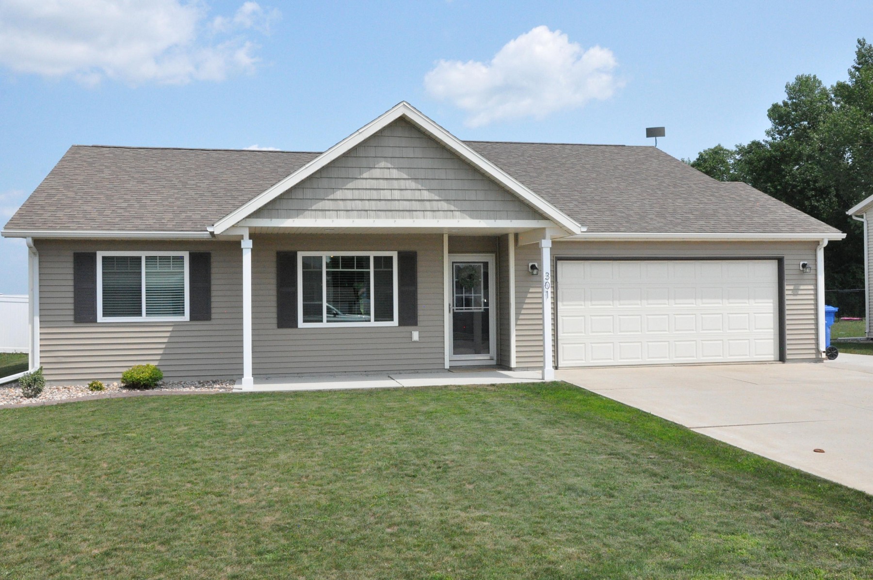 301 Linden Lane, Aurora, SD 57002