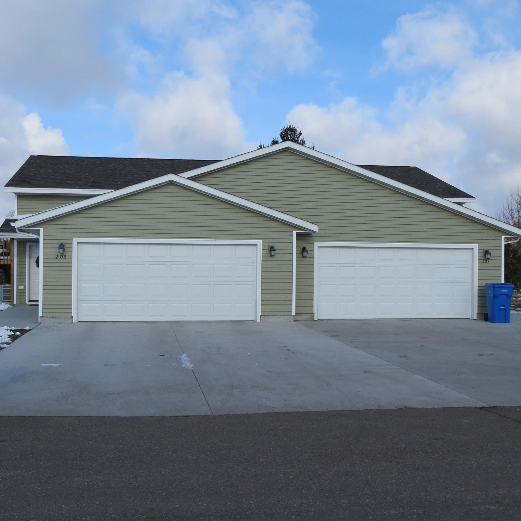 205/207 Dogwood Avenue, Aurora, SD 57002