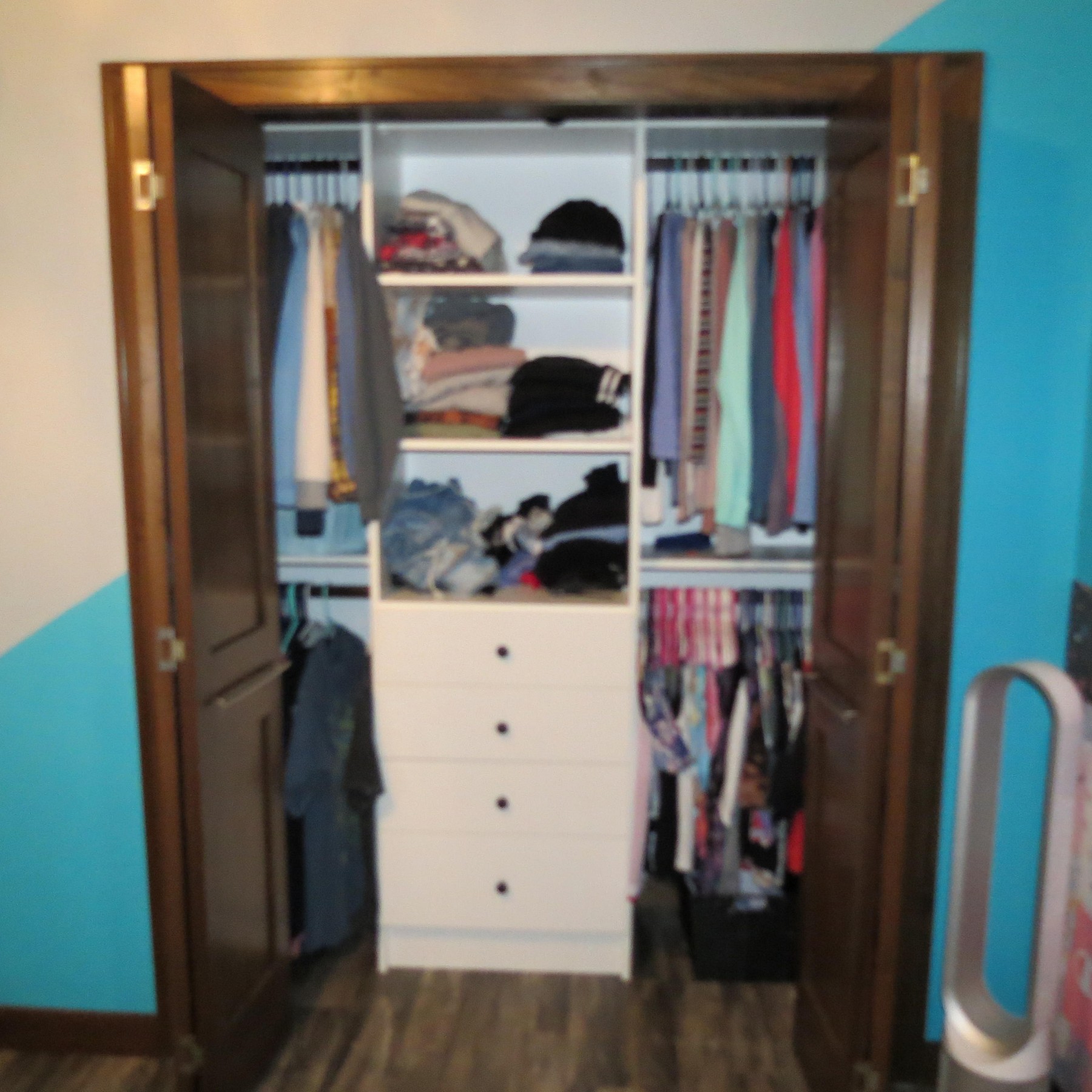 1137 Indian Hills Road, Brookings, SD 57006