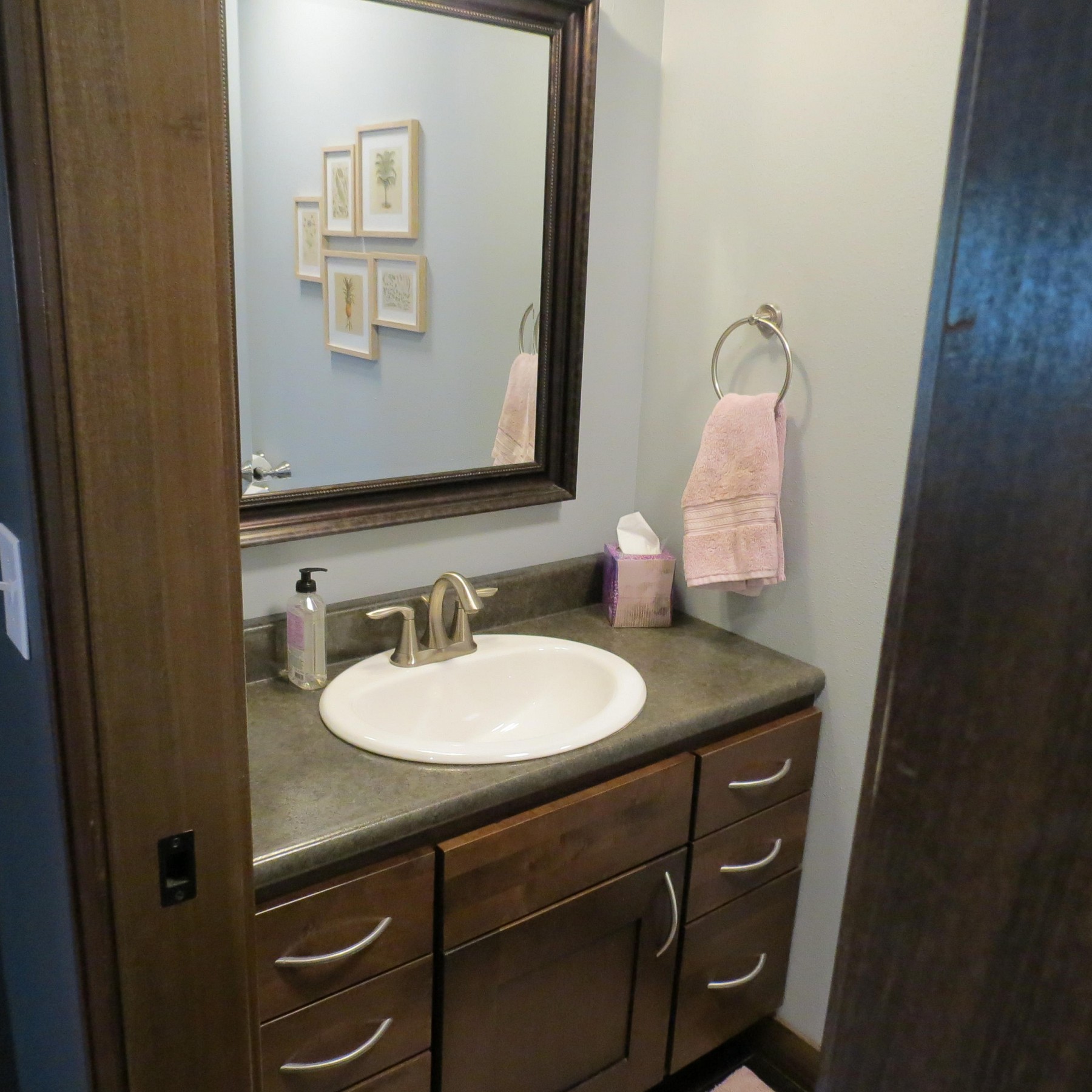 1137 Indian Hills Road, Brookings, SD 57006