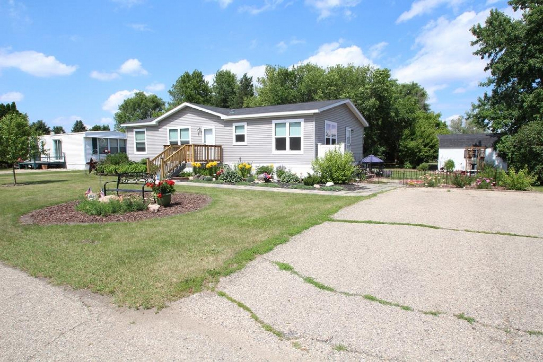 433 Wye Mesa, Brookings, SD 57006