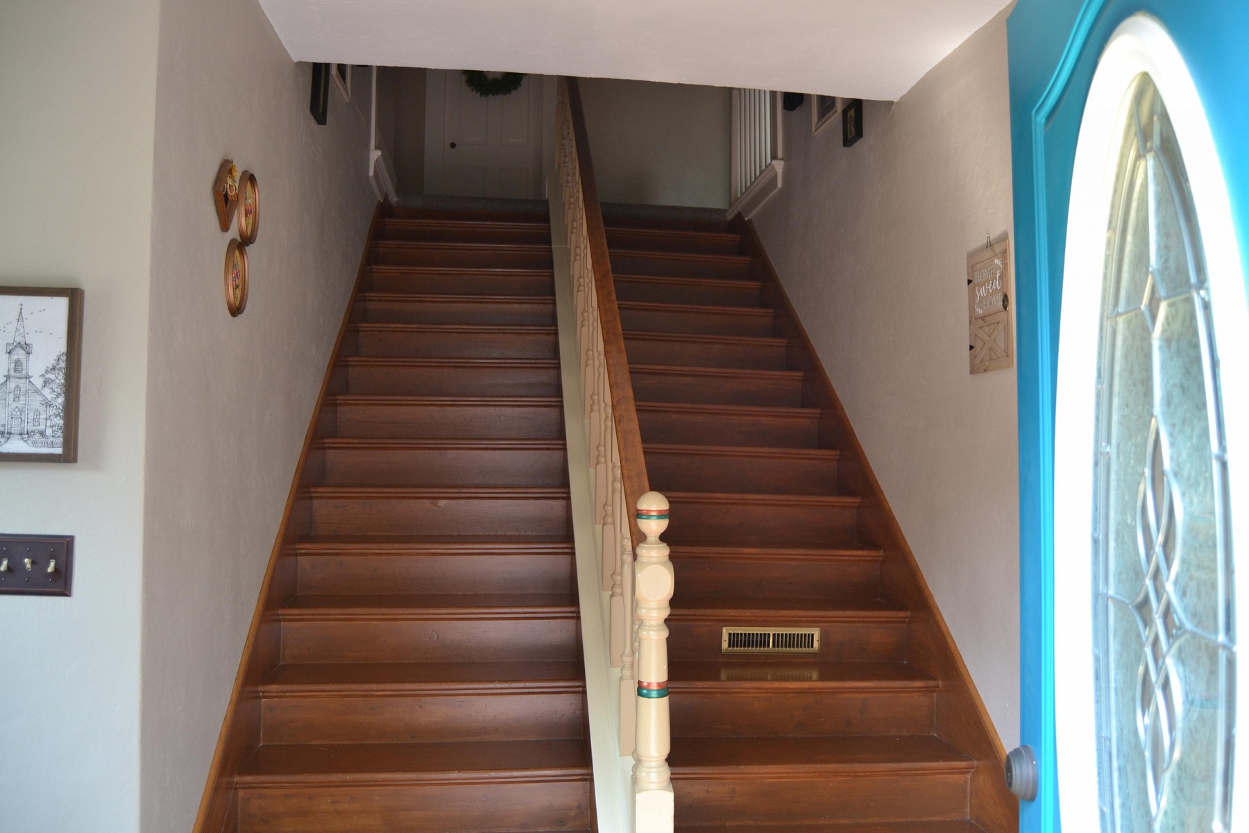 301 Hooker Avenue, White, SD 57276