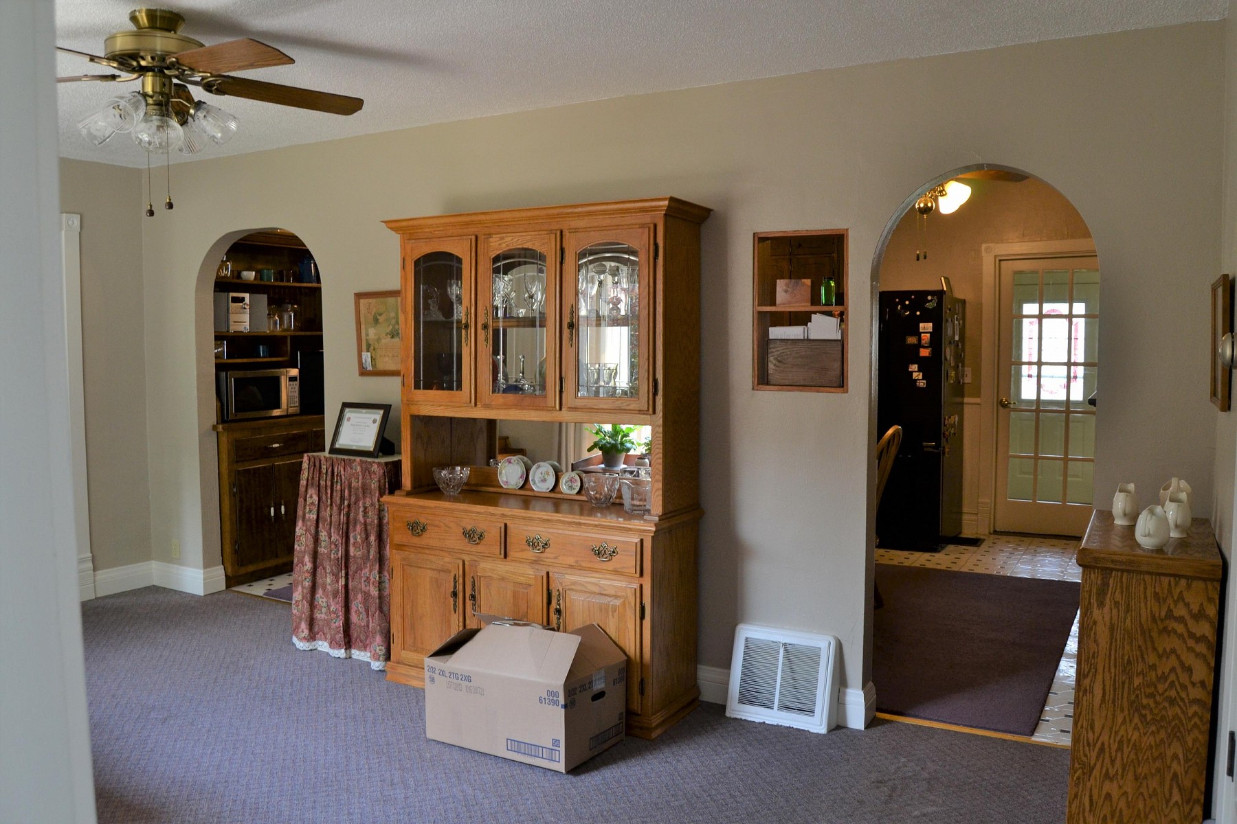 301 Hooker Avenue, White, SD 57276