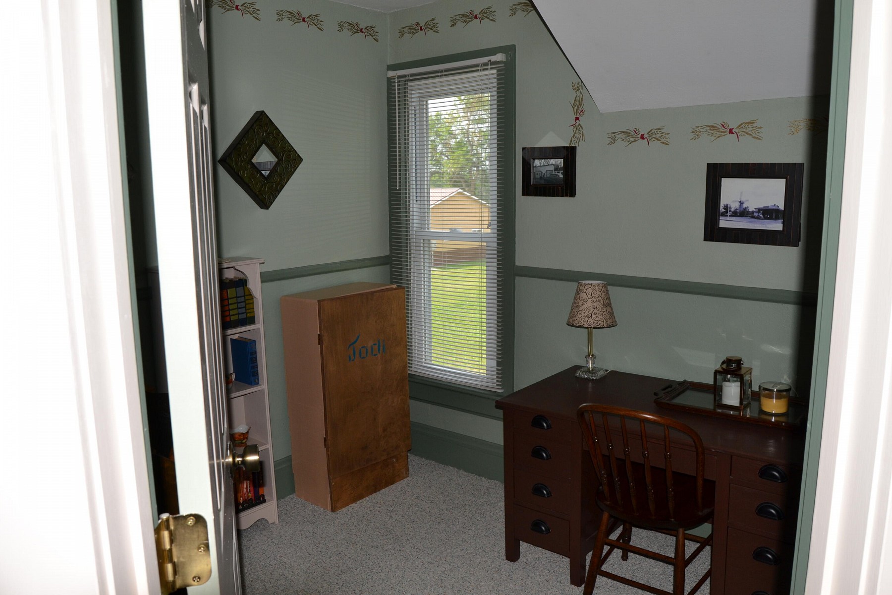 301 Hooker Avenue, White, SD 57276