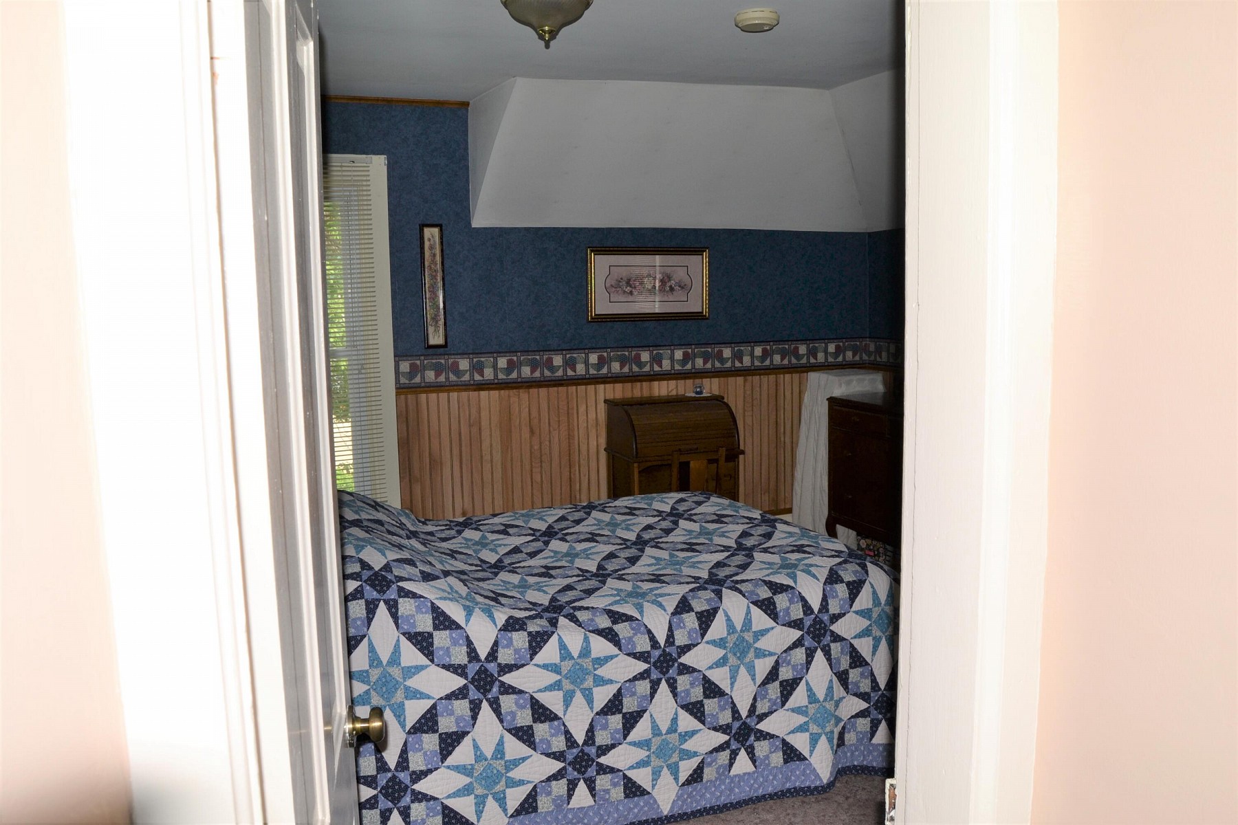 301 Hooker Avenue, White, SD 57276