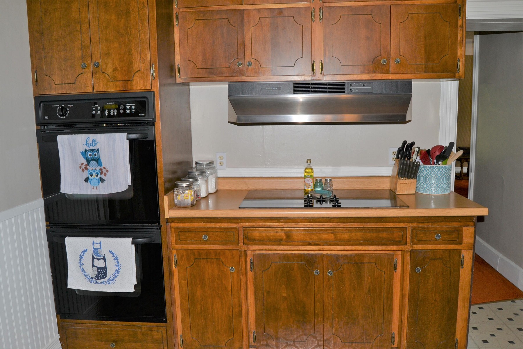 301 Hooker Avenue, White, SD 57276