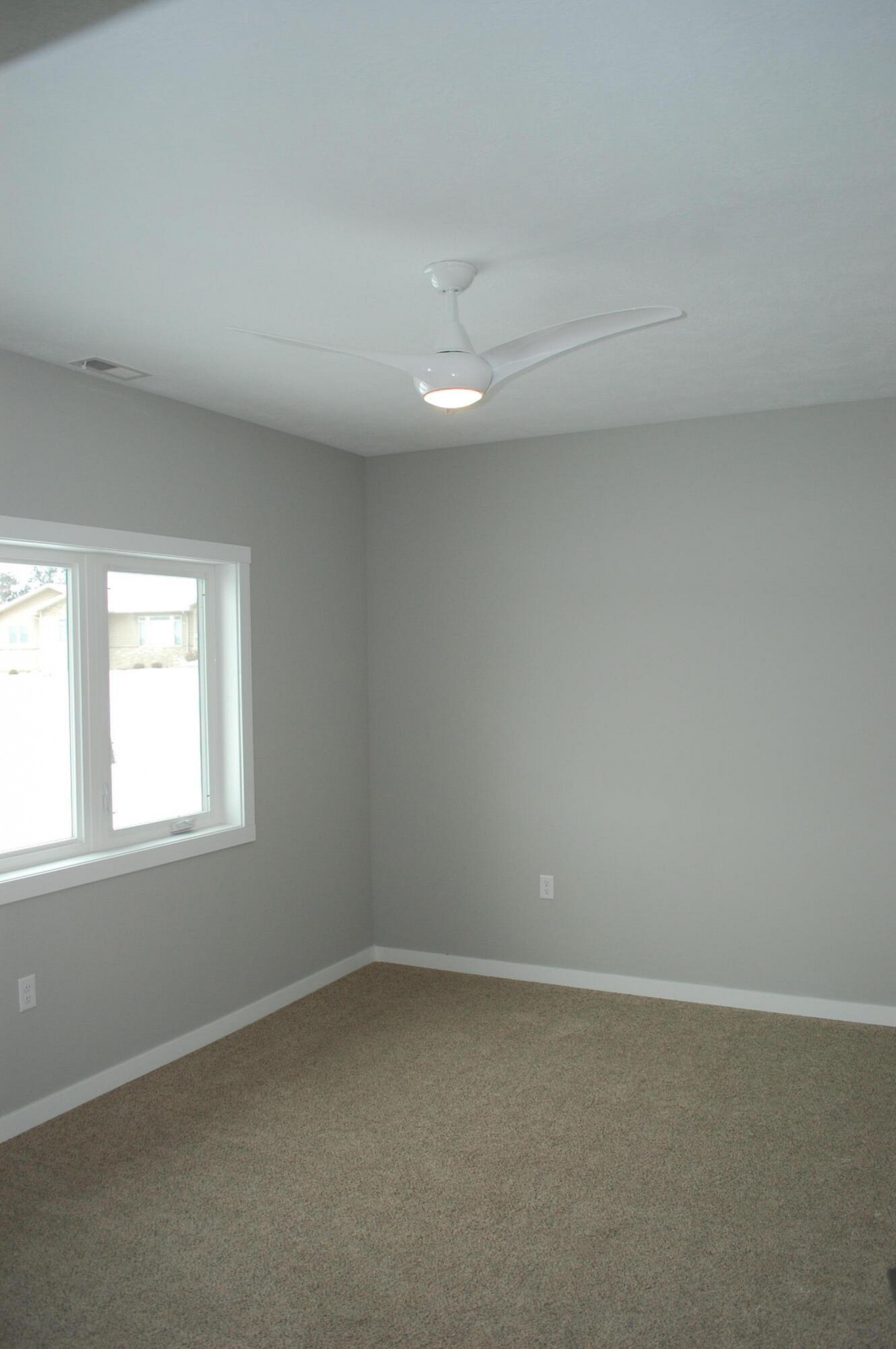 1020 Rose Wilder Lane SW, DeSmet, SD 57231