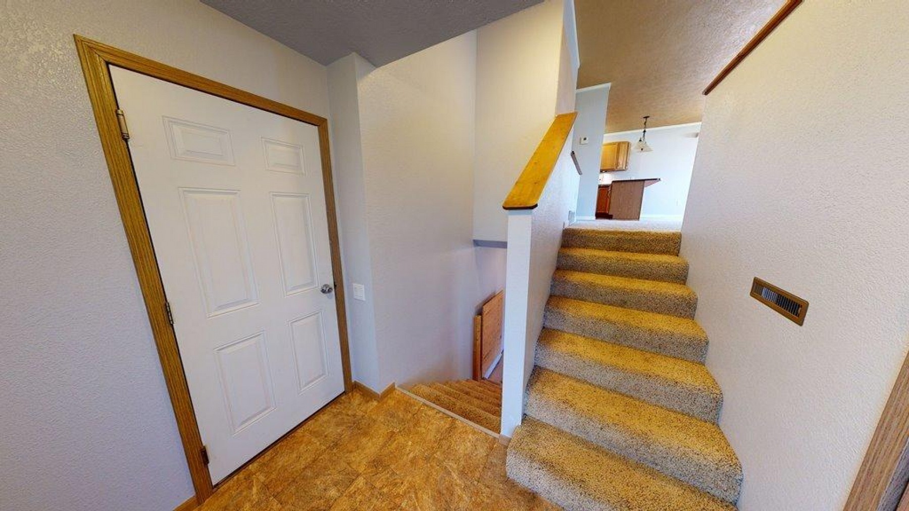 126 Twin Oaks Lane, Brookings, SD 57006