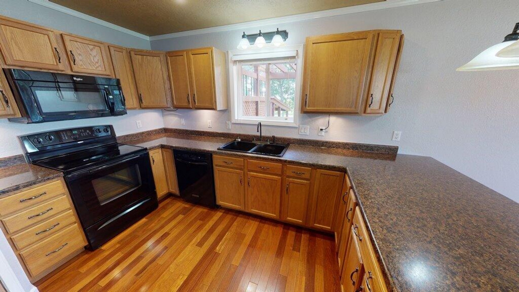 126 Twin Oaks Lane, Brookings, SD 57006