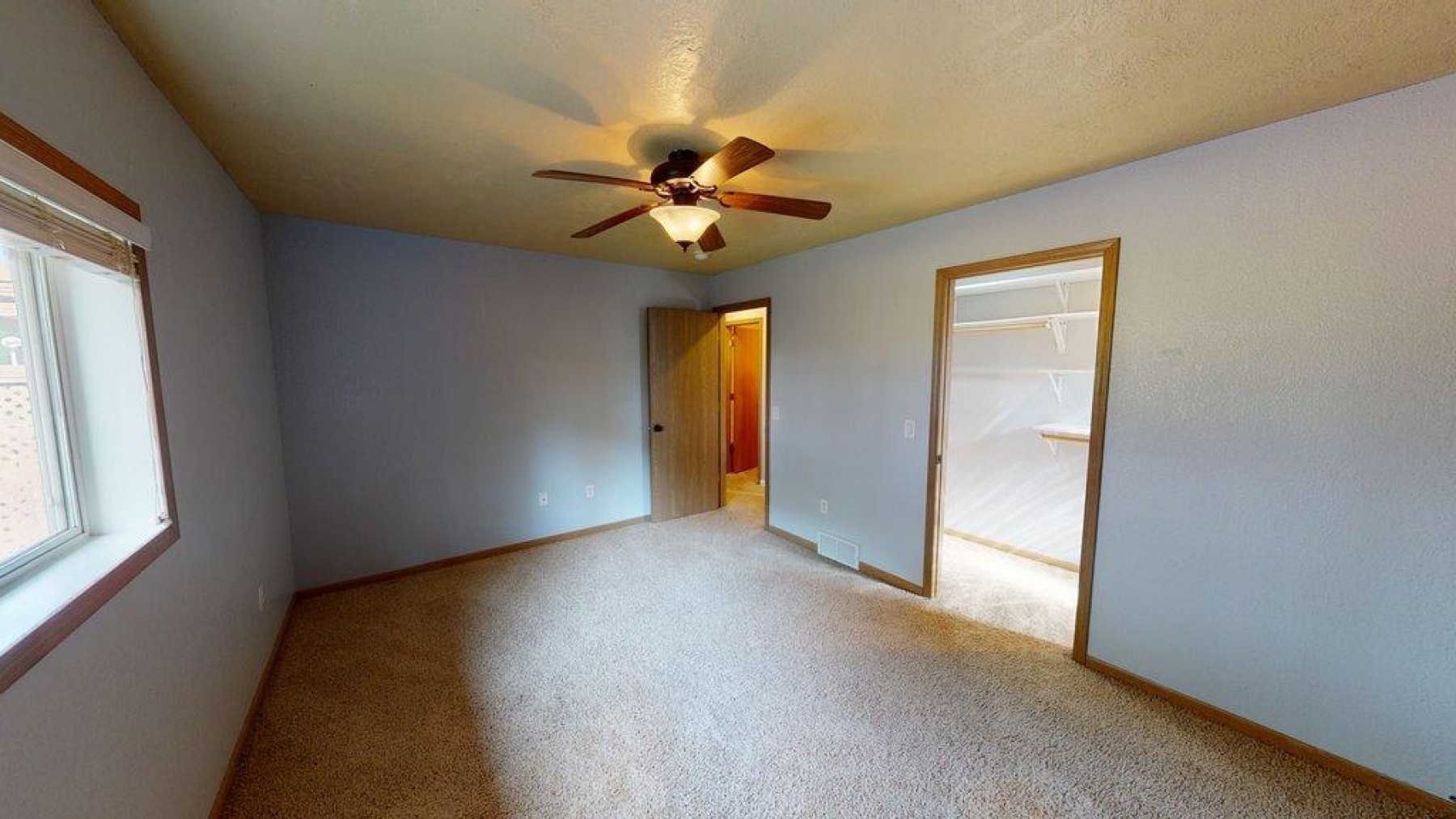 126 Twin Oaks Lane, Brookings, SD 57006