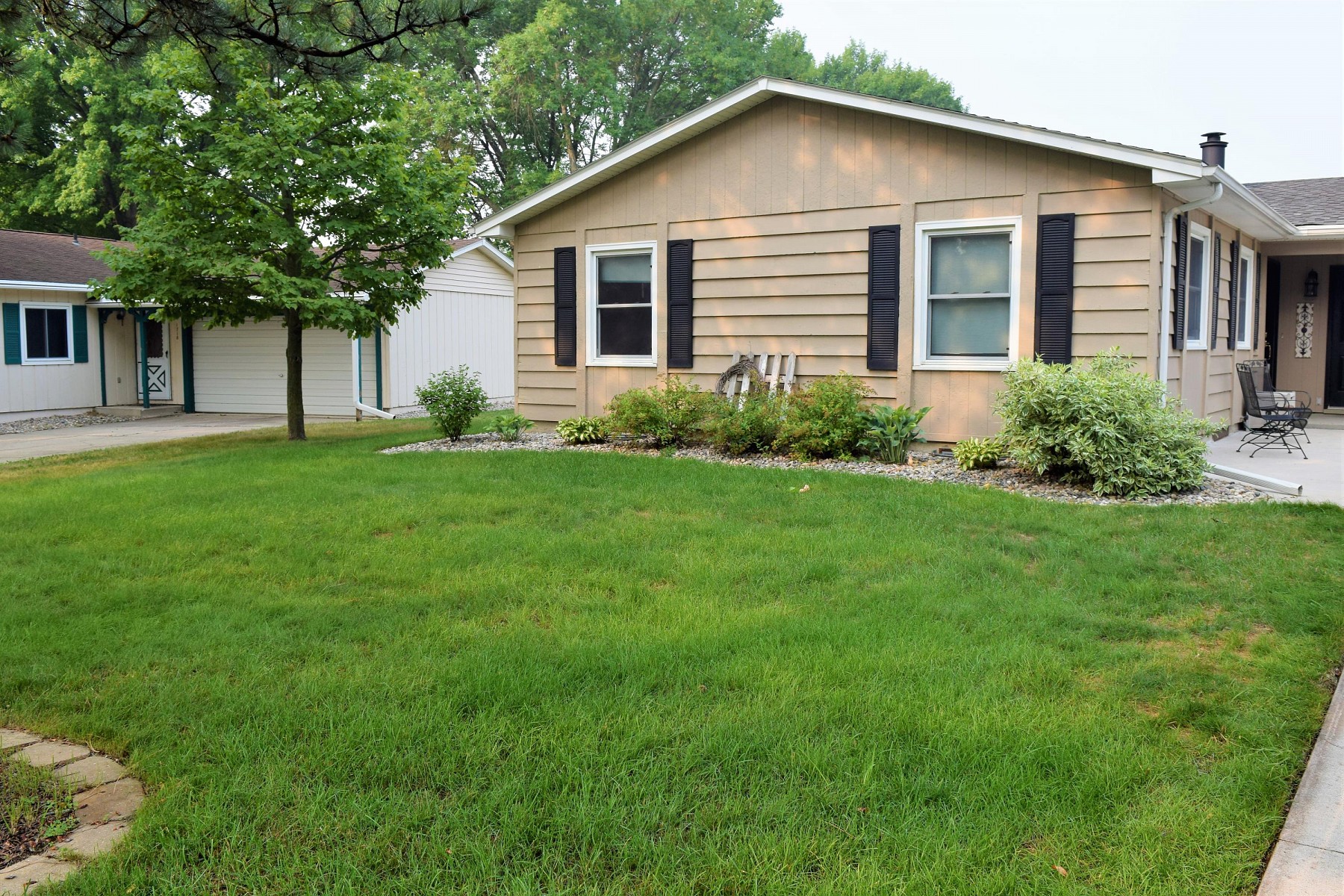 1712 Santee Trail, Brookings, SD 57006