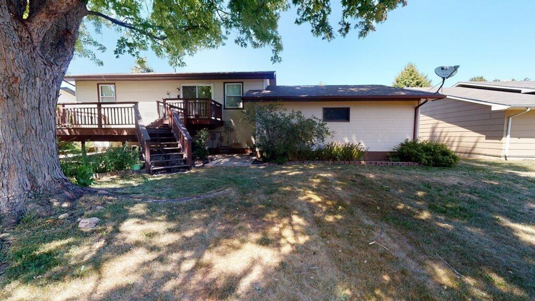 1156 Squire Court, Brookings, SD 57006