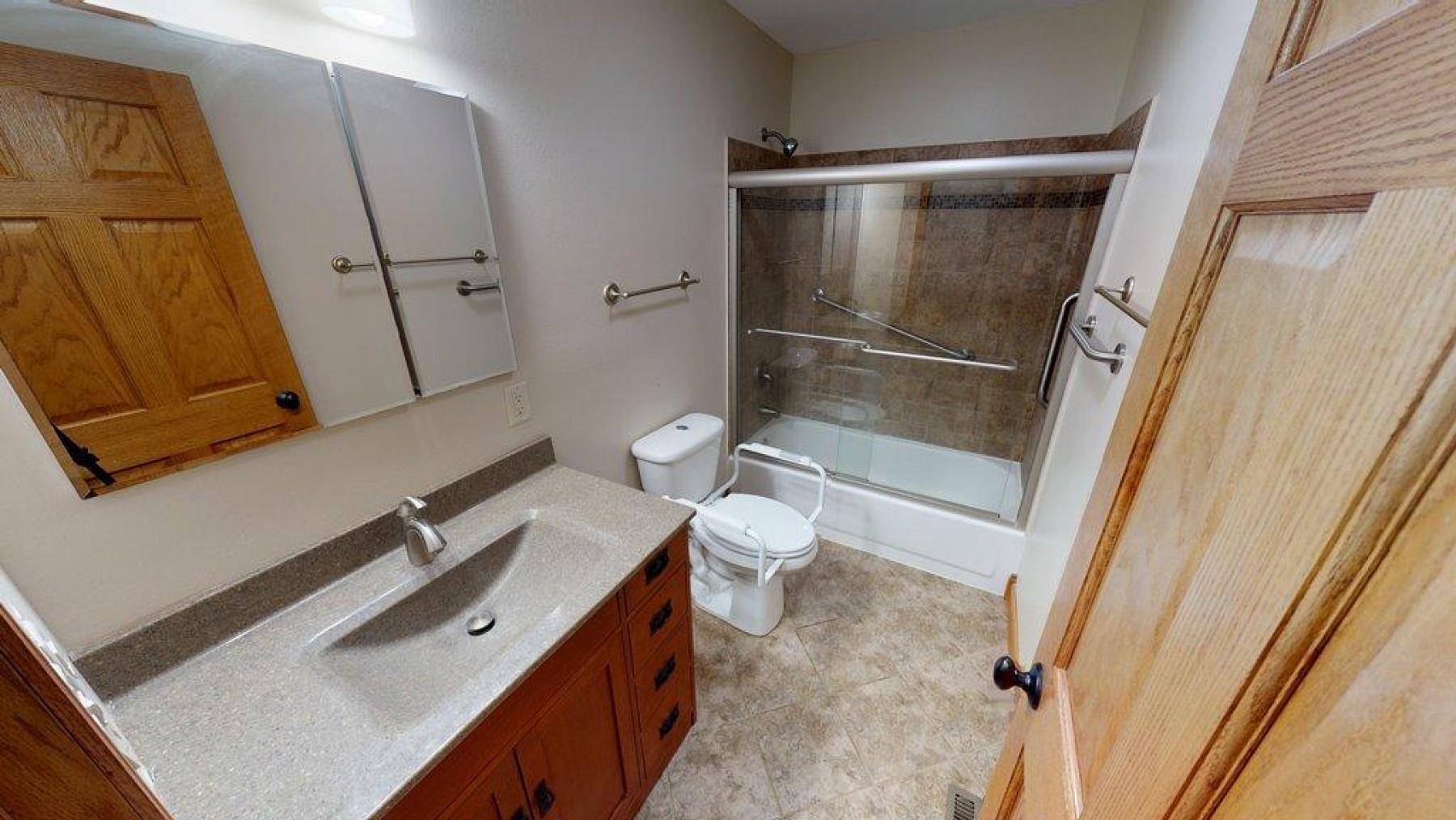 1156 Squire Court, Brookings, SD 57006