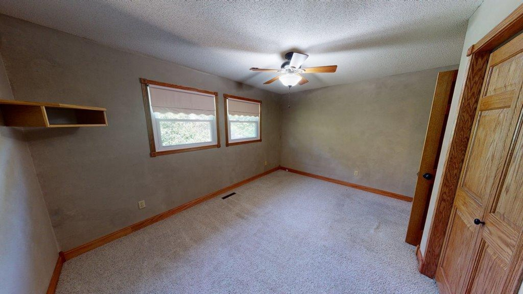 1156 Squire Court, Brookings, SD 57006