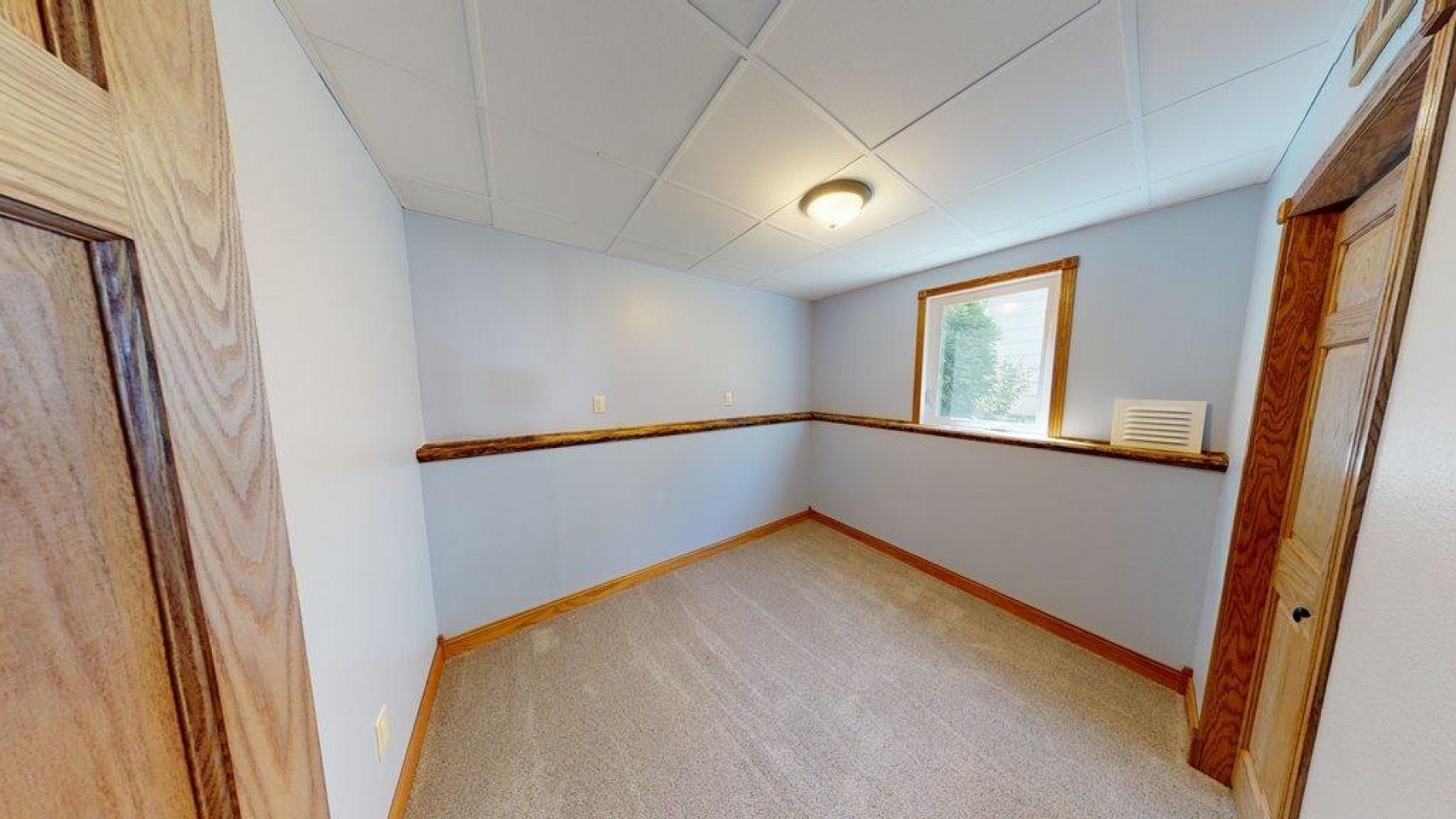 1156 Squire Court, Brookings, SD 57006