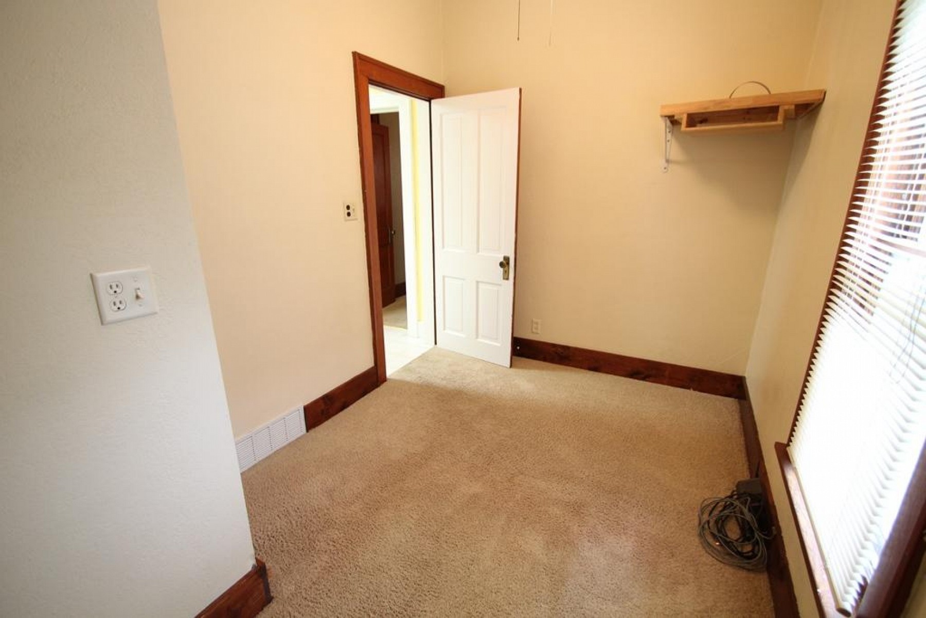 101 4th Street, Brookings, SD 57006