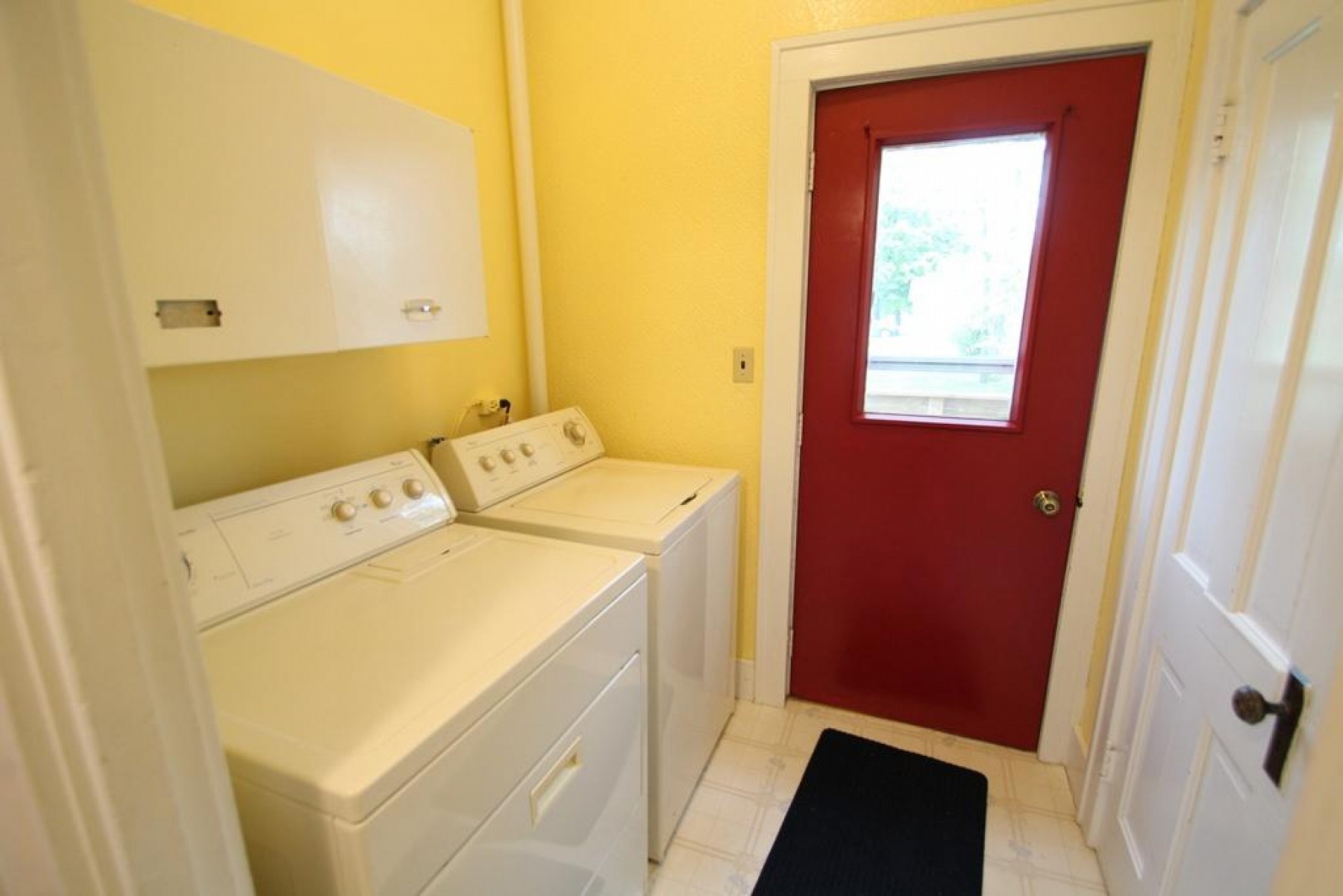 101 4th Street, Brookings, SD 57006