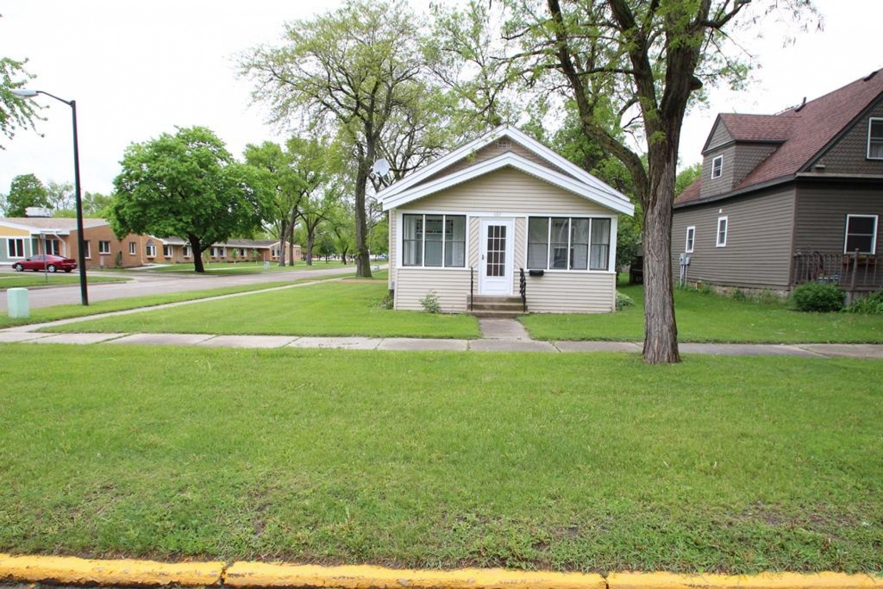 101 4th Street, Brookings, SD 57006