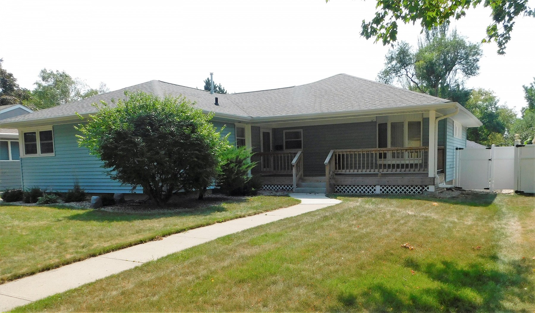 1438 2nd Street, Brookings, SD 57006