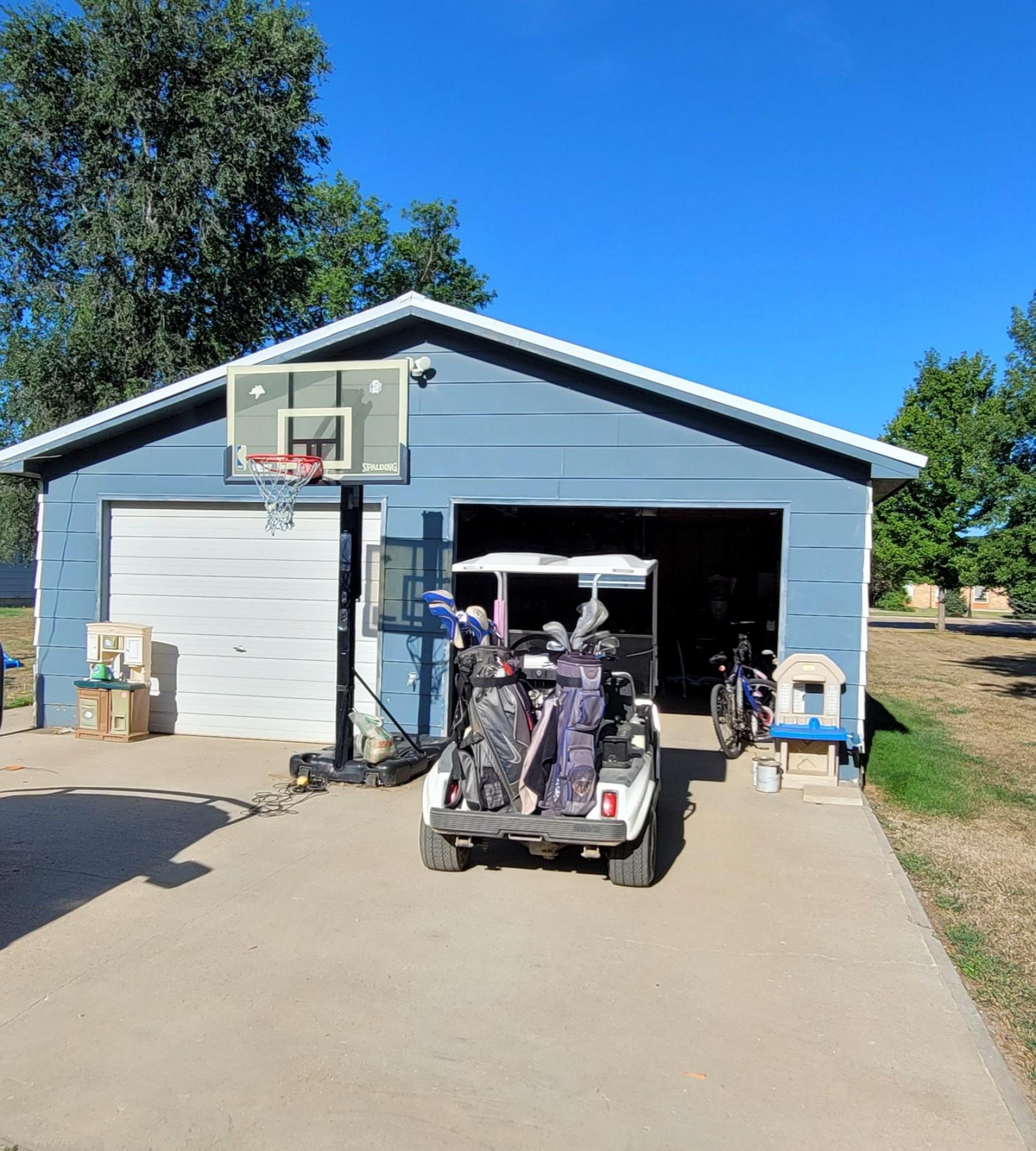 638 Kasan Avenue, Volga, SD 57071