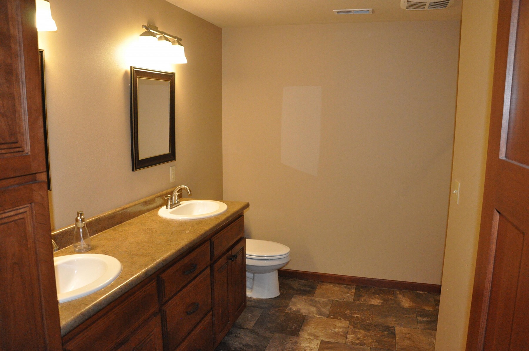 1928 Overlook Ridge Road, Brookings, SD 57006