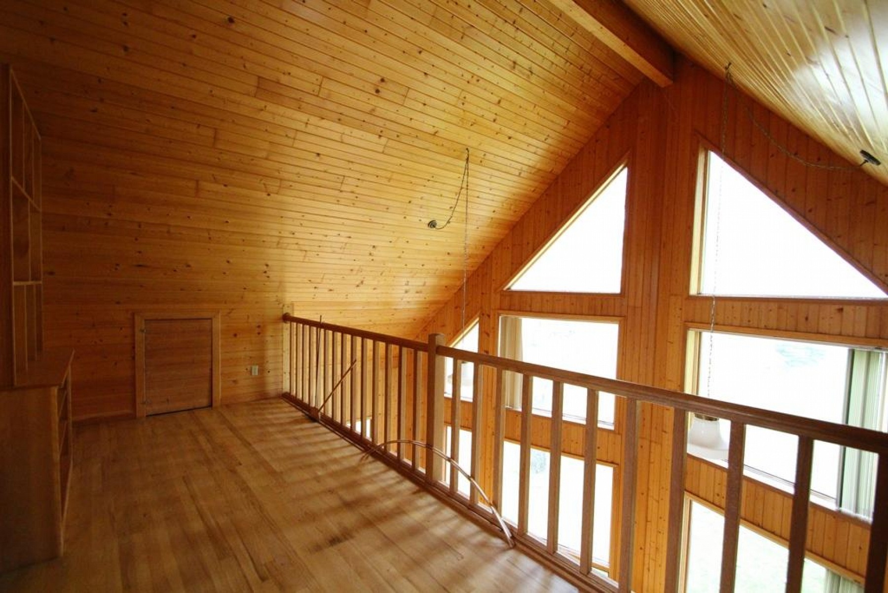 705 Farmer Avenue, Howard, SD 57349