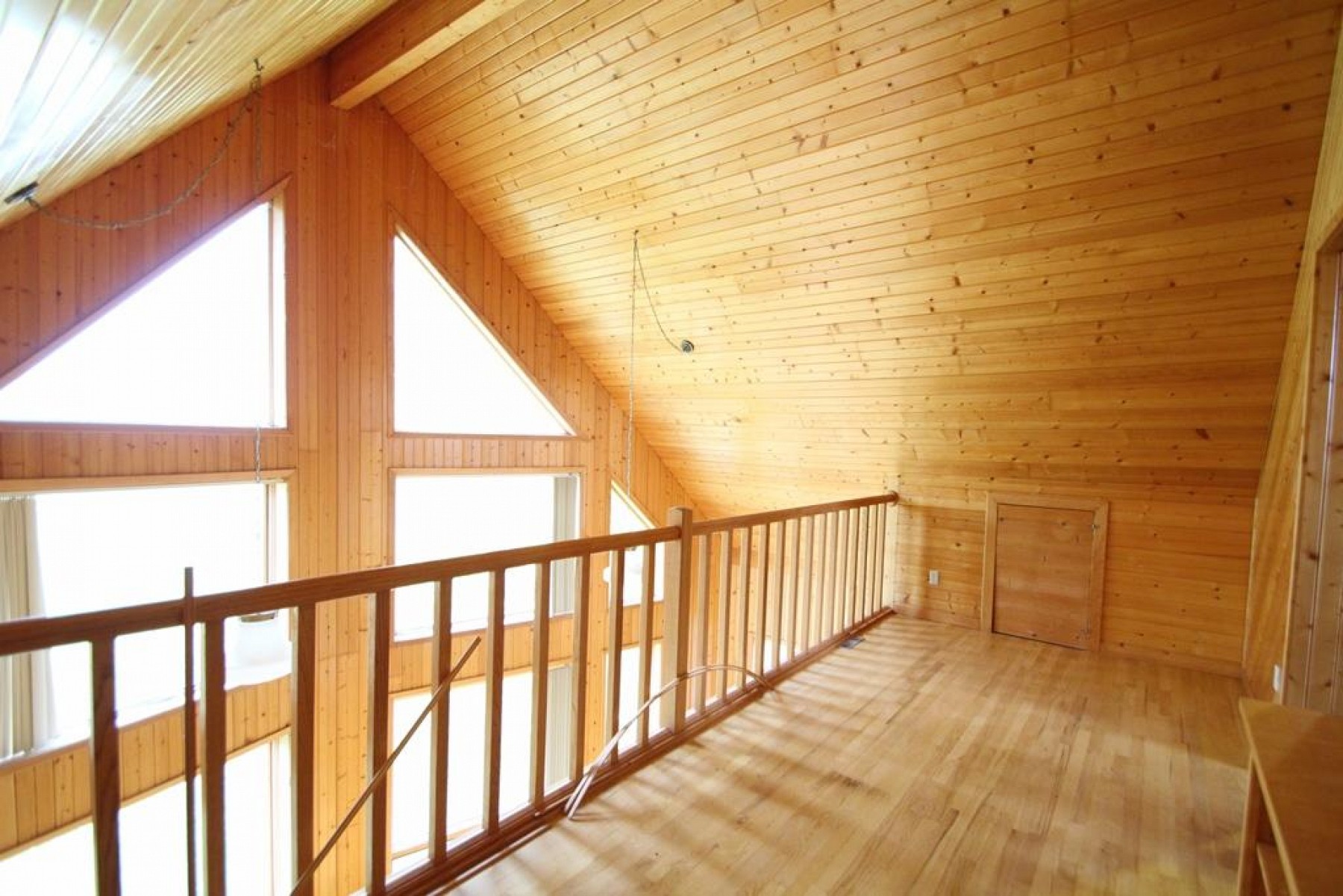 705 Farmer Avenue, Howard, SD 57349