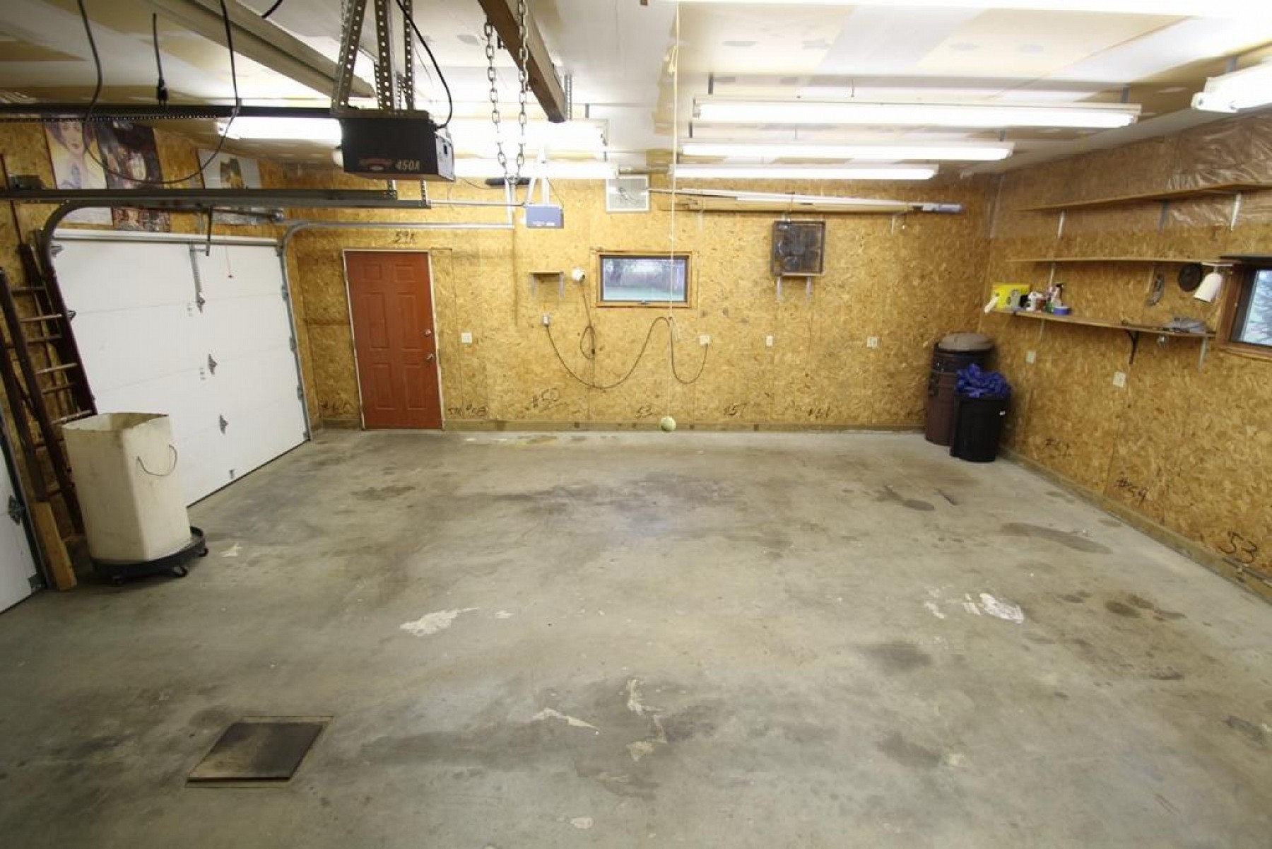 705 Farmer Avenue, Howard, SD 57349