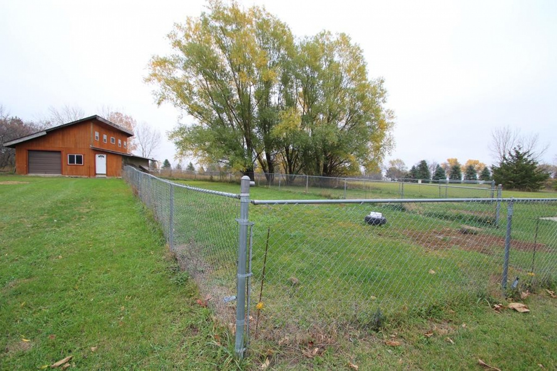 705 Farmer Avenue, Howard, SD 57349