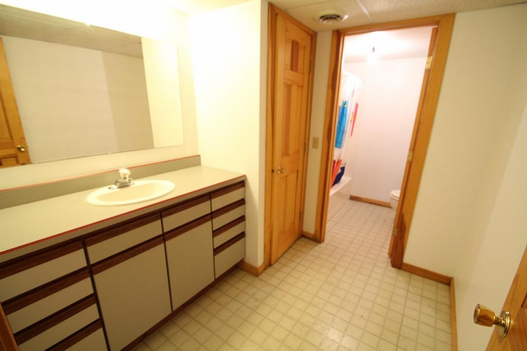 705 Farmer Avenue, Howard, SD 57349