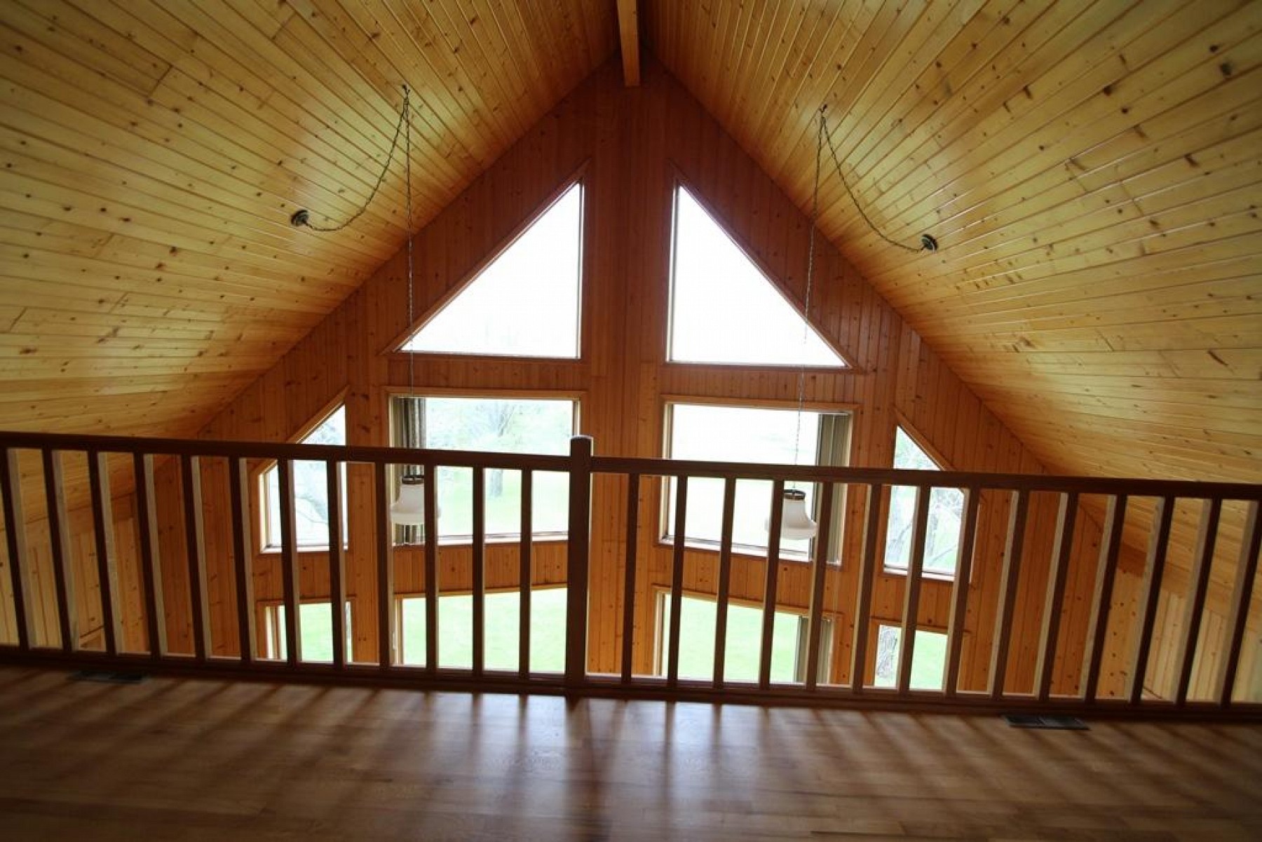 705 Farmer Avenue, Howard, SD 57349