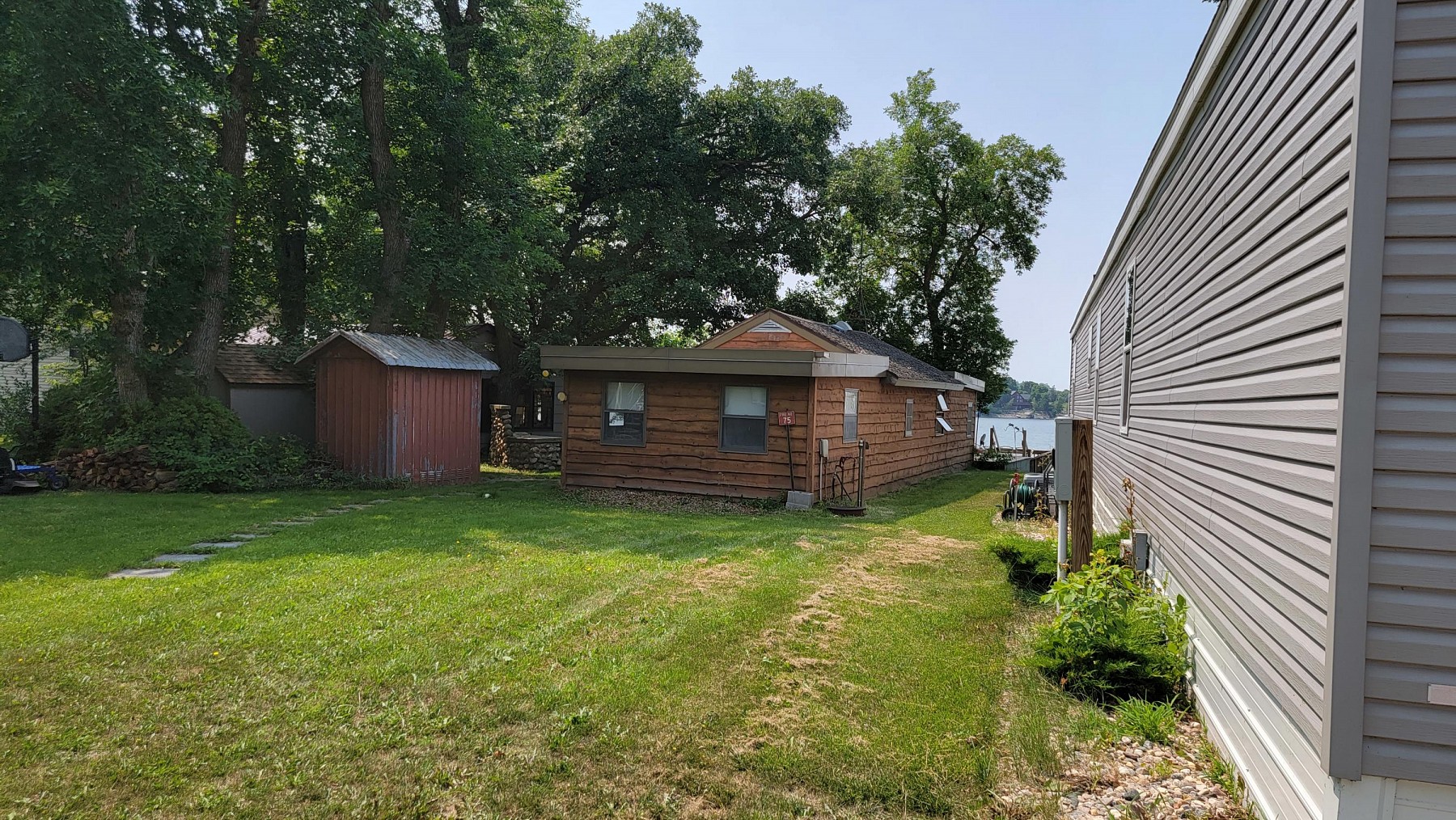 2604 Lake Cochrane Drive W, Gary, SD 57237