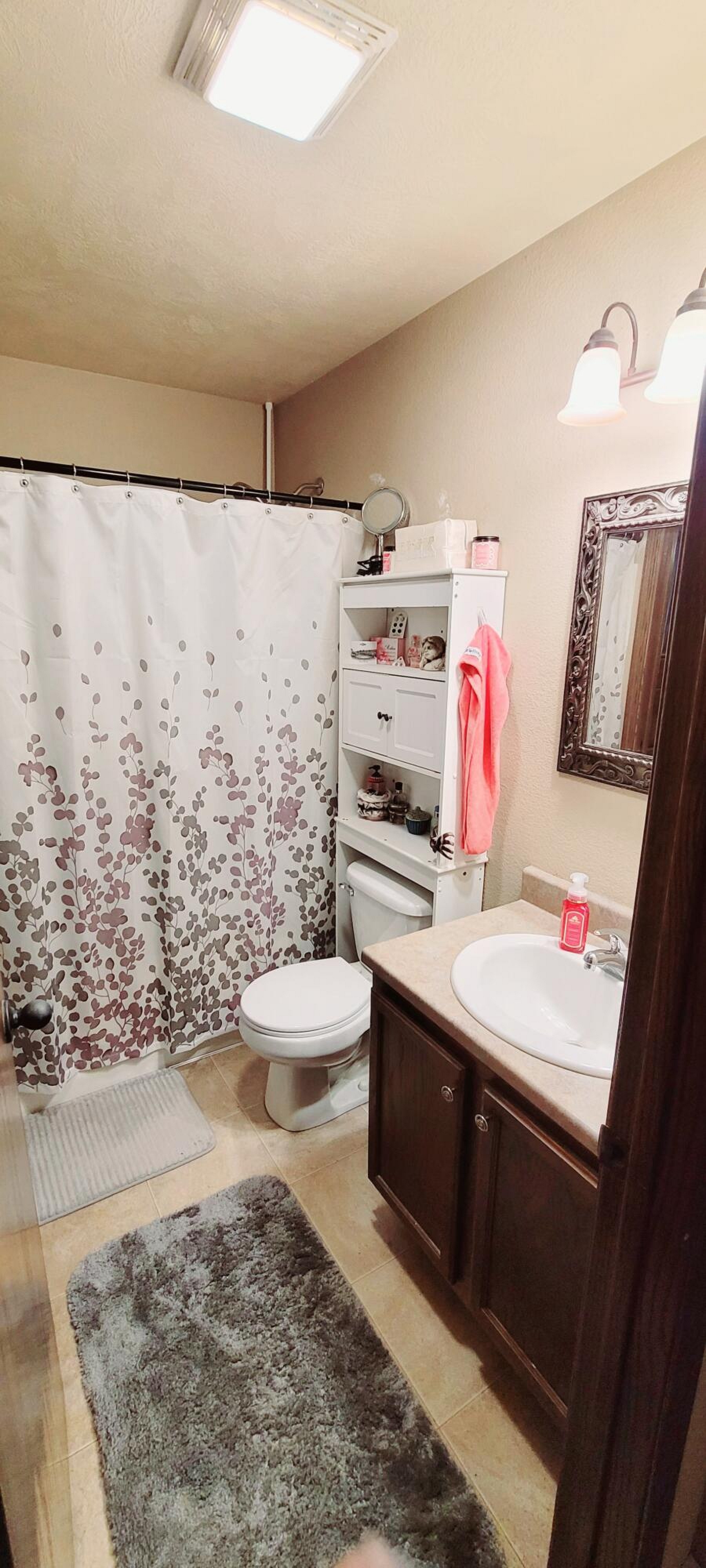 111 Twin Oaks Lane, Brookings, SD 57006