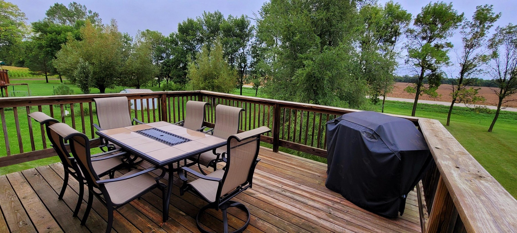 111 Twin Oaks Lane, Brookings, SD 57006