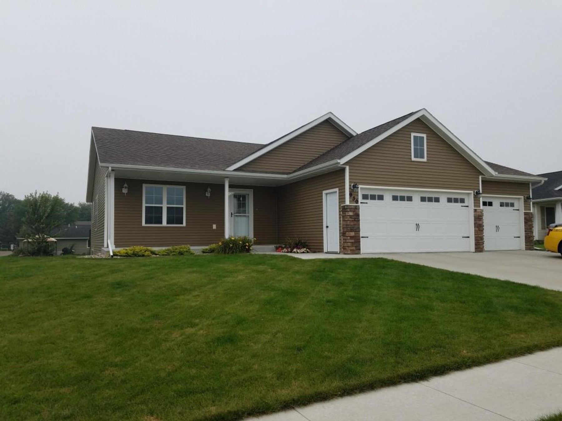 930 Crystal Ridge Road, Brookings, SD 57006