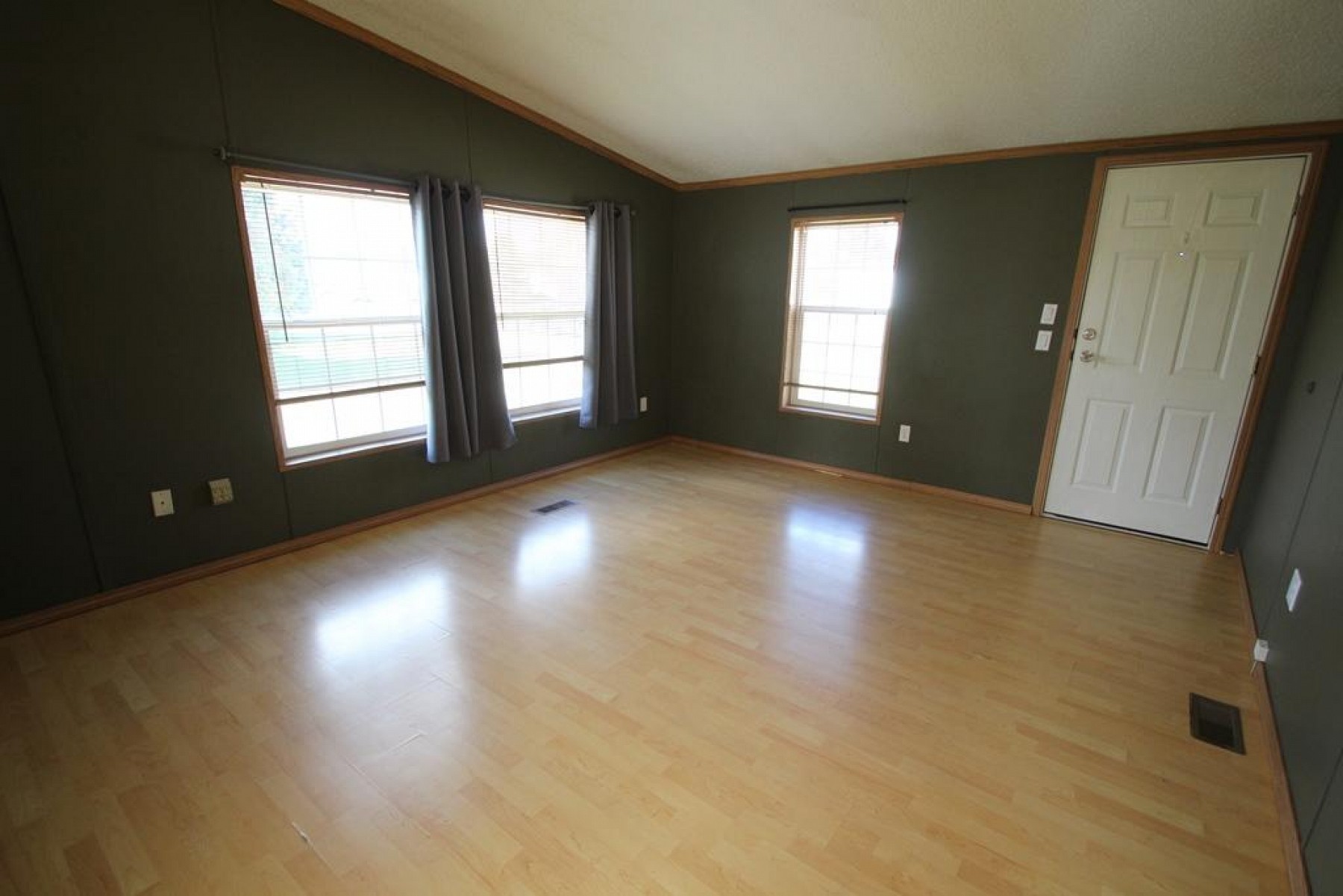 711 Morgans Run, Brookings, SD 57006