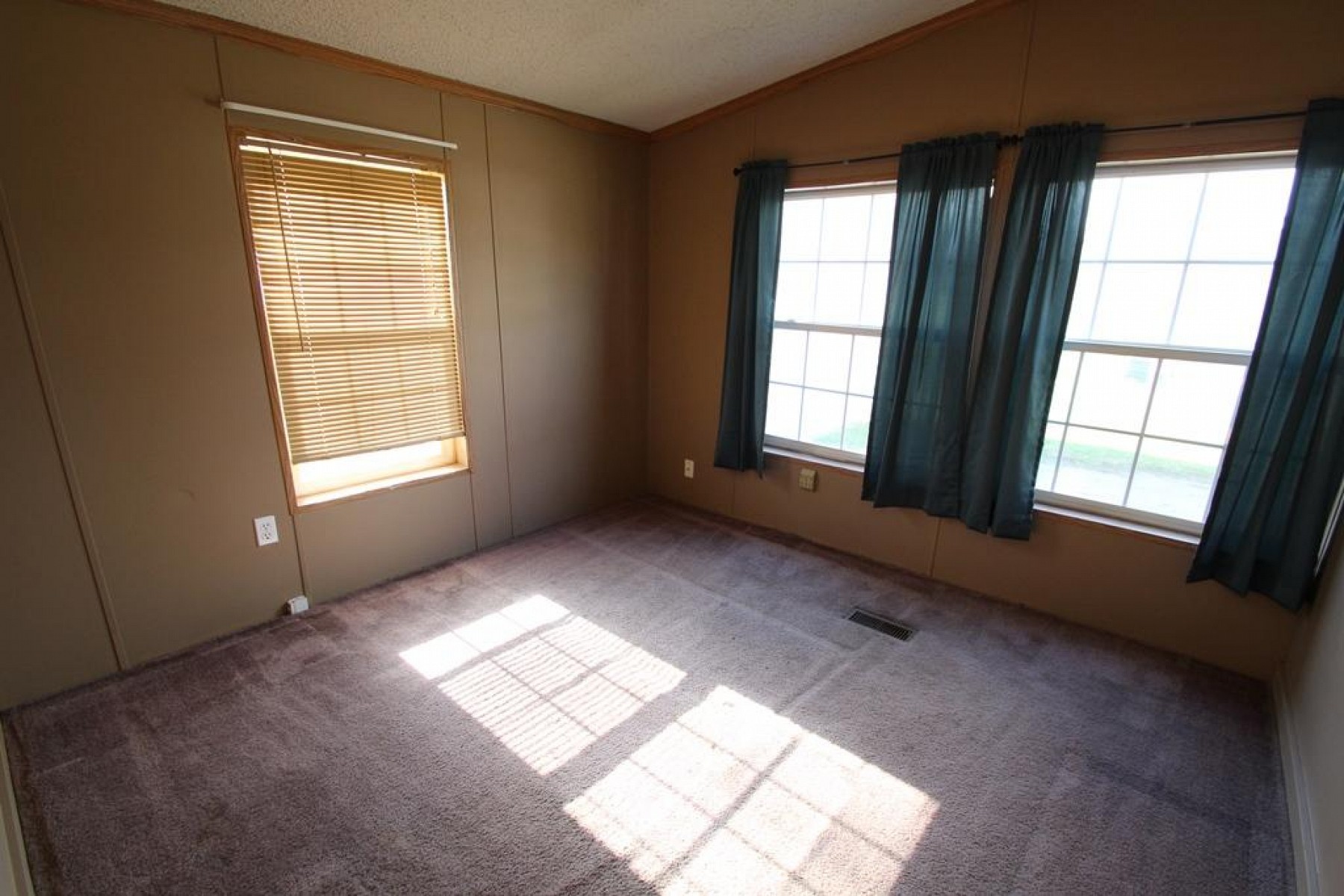 711 Morgans Run, Brookings, SD 57006