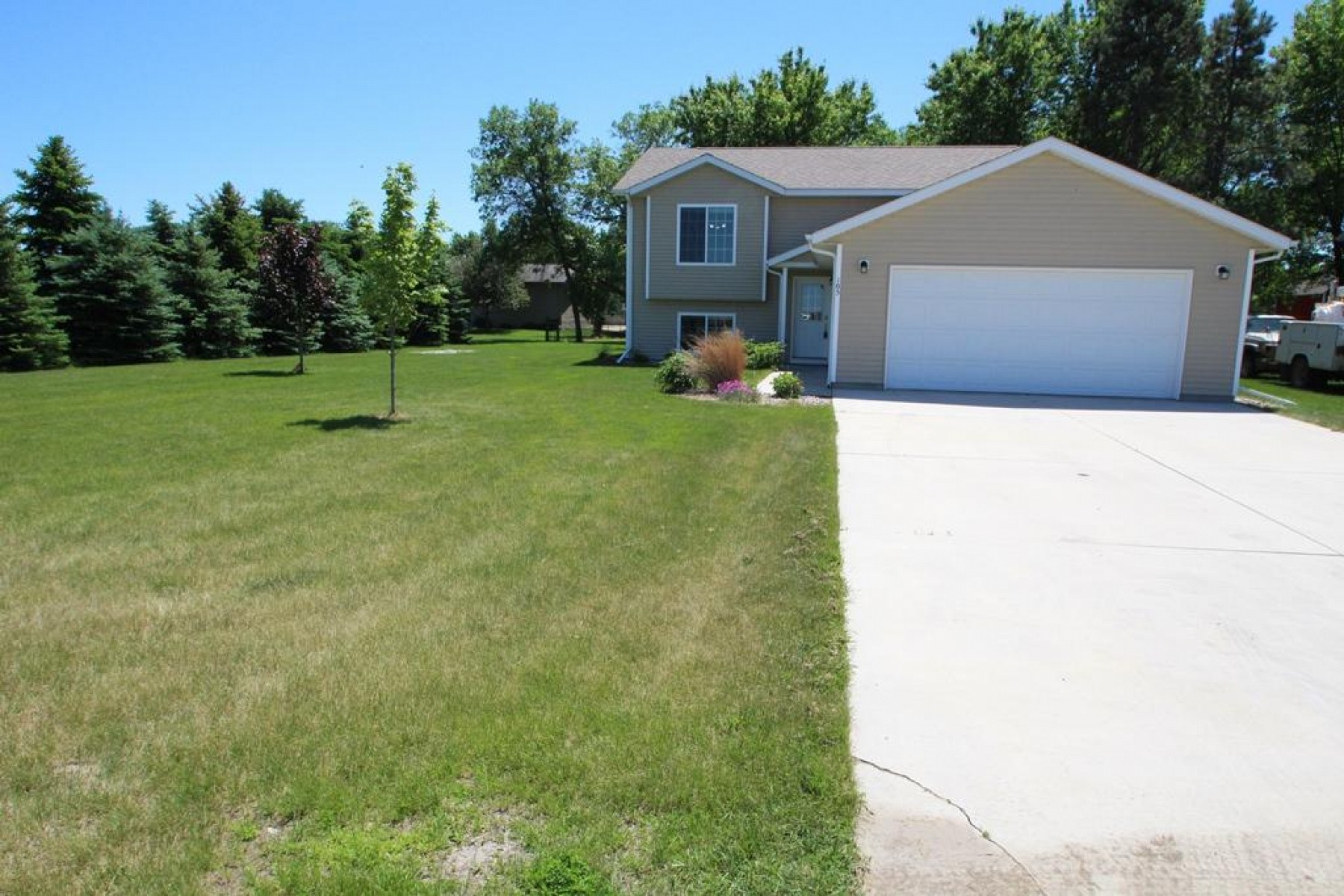 105 Linden Lane, Aurora, SD 57002