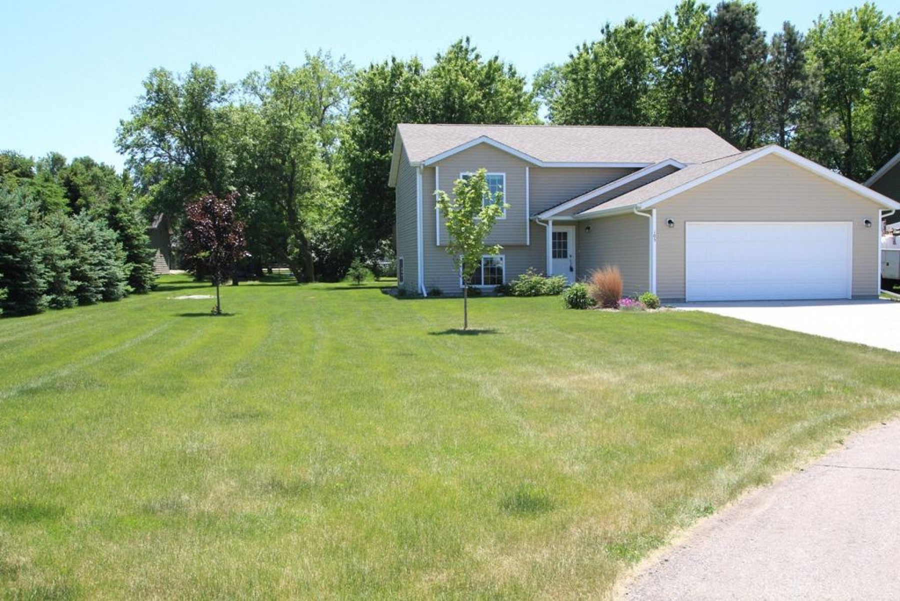 105 Linden Lane, Aurora, SD 57002