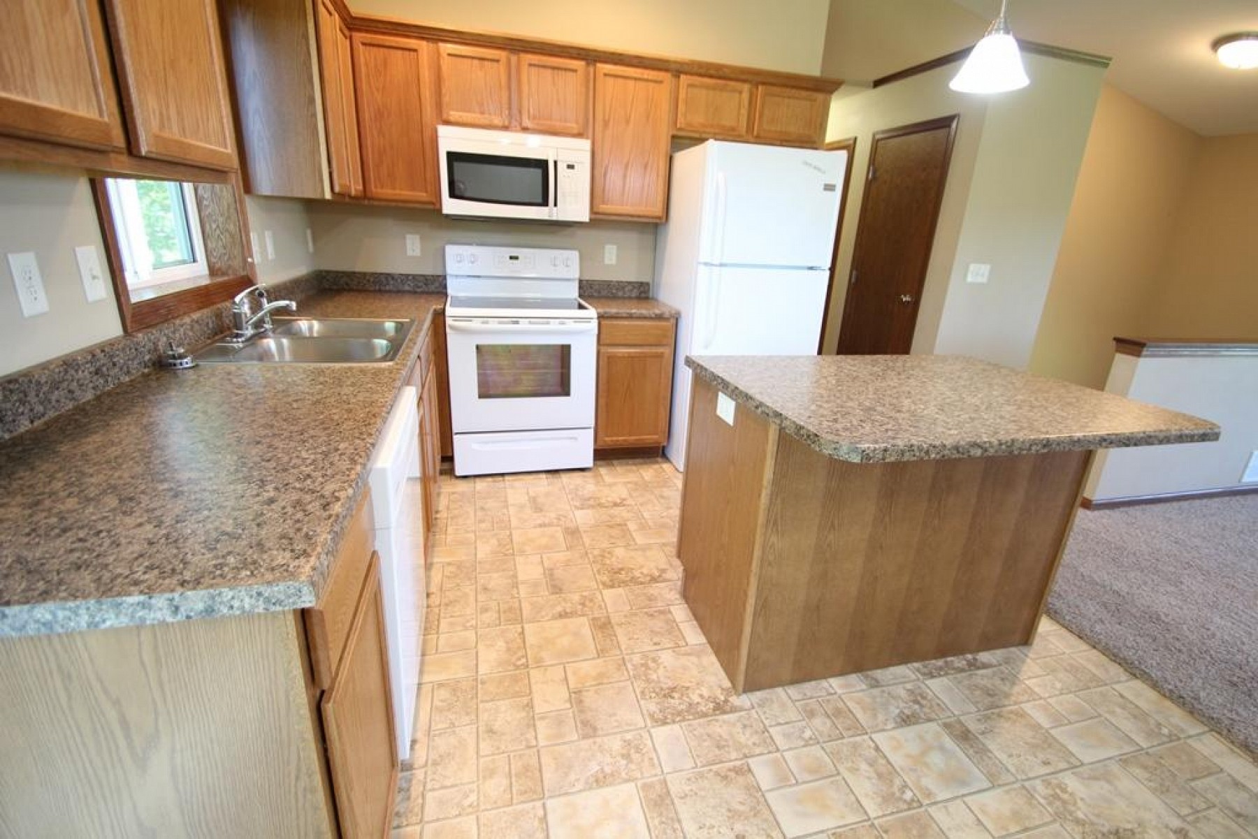 105 Linden Lane, Aurora, SD 57002