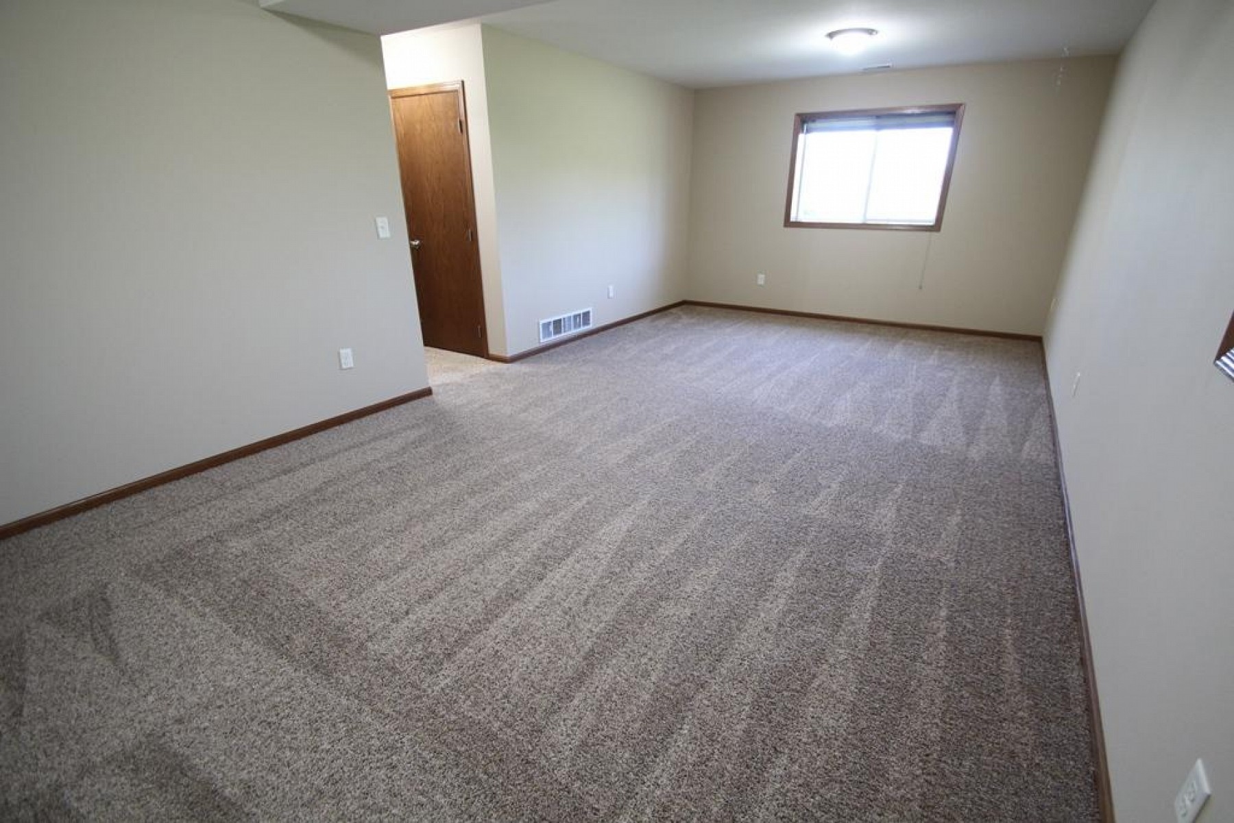 105 Linden Lane, Aurora, SD 57002