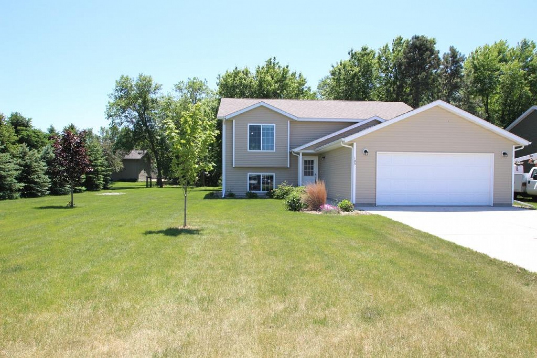 105 Linden Lane, Aurora, SD 57002